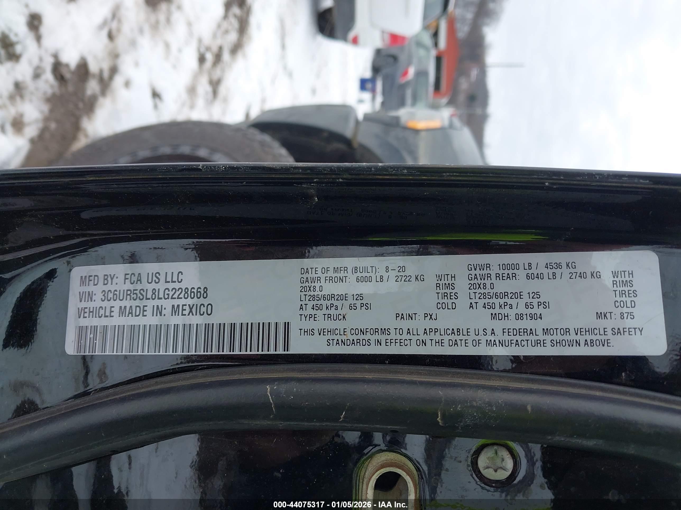 RAM 2500 image 9