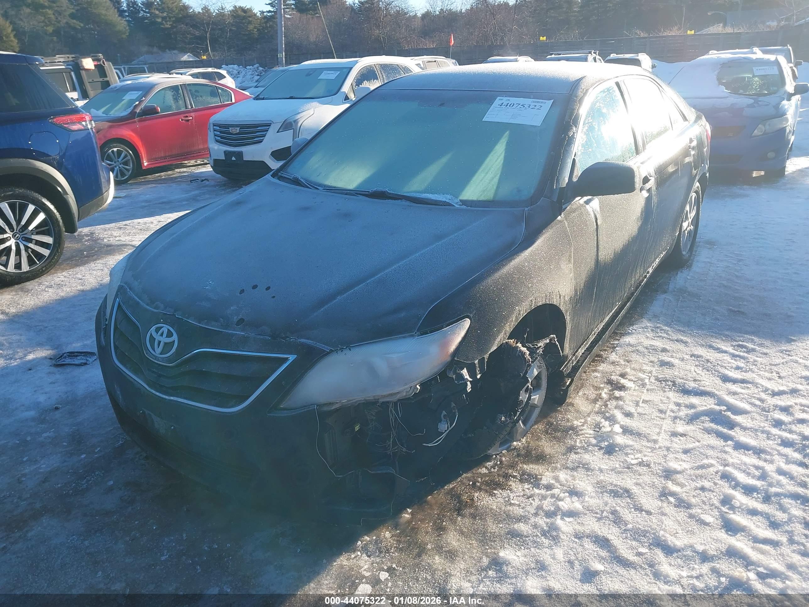 TOYOTA CAMRY image 2