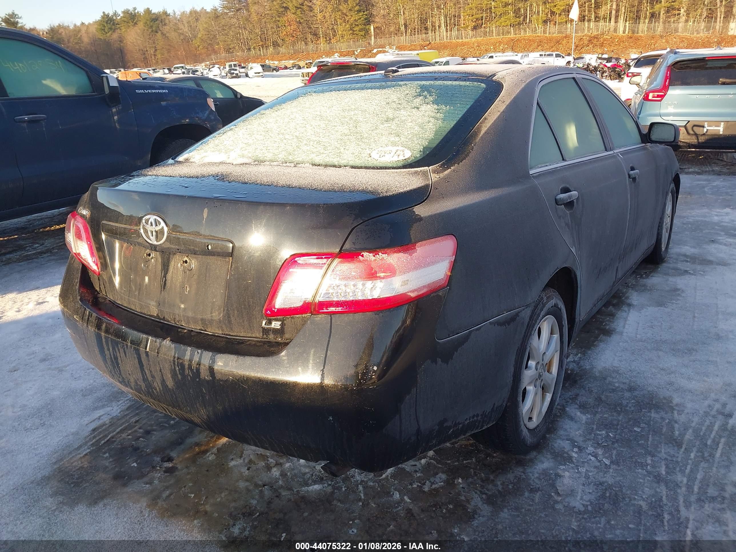 TOYOTA CAMRY image 4