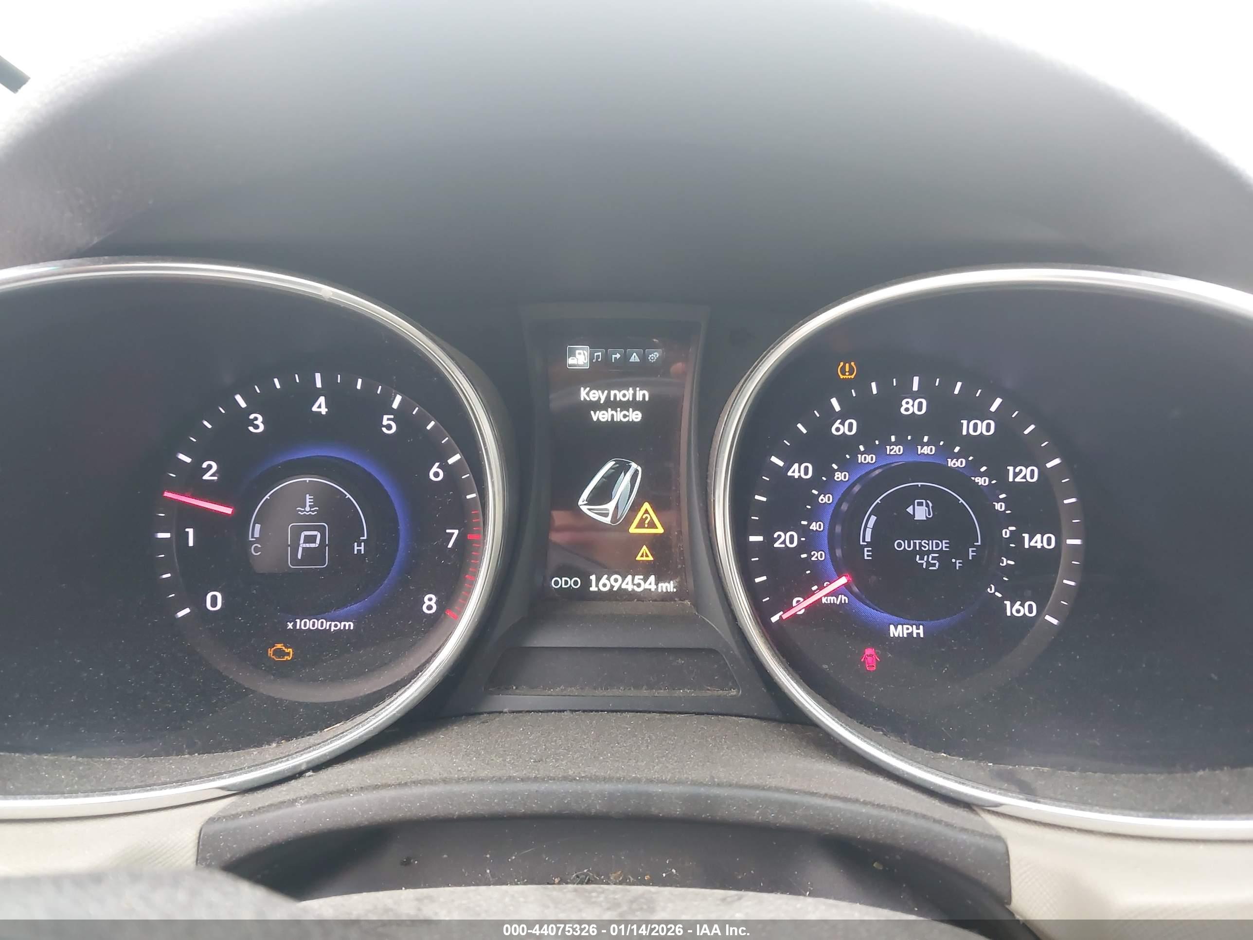 HYUNDAI SANTA image 7