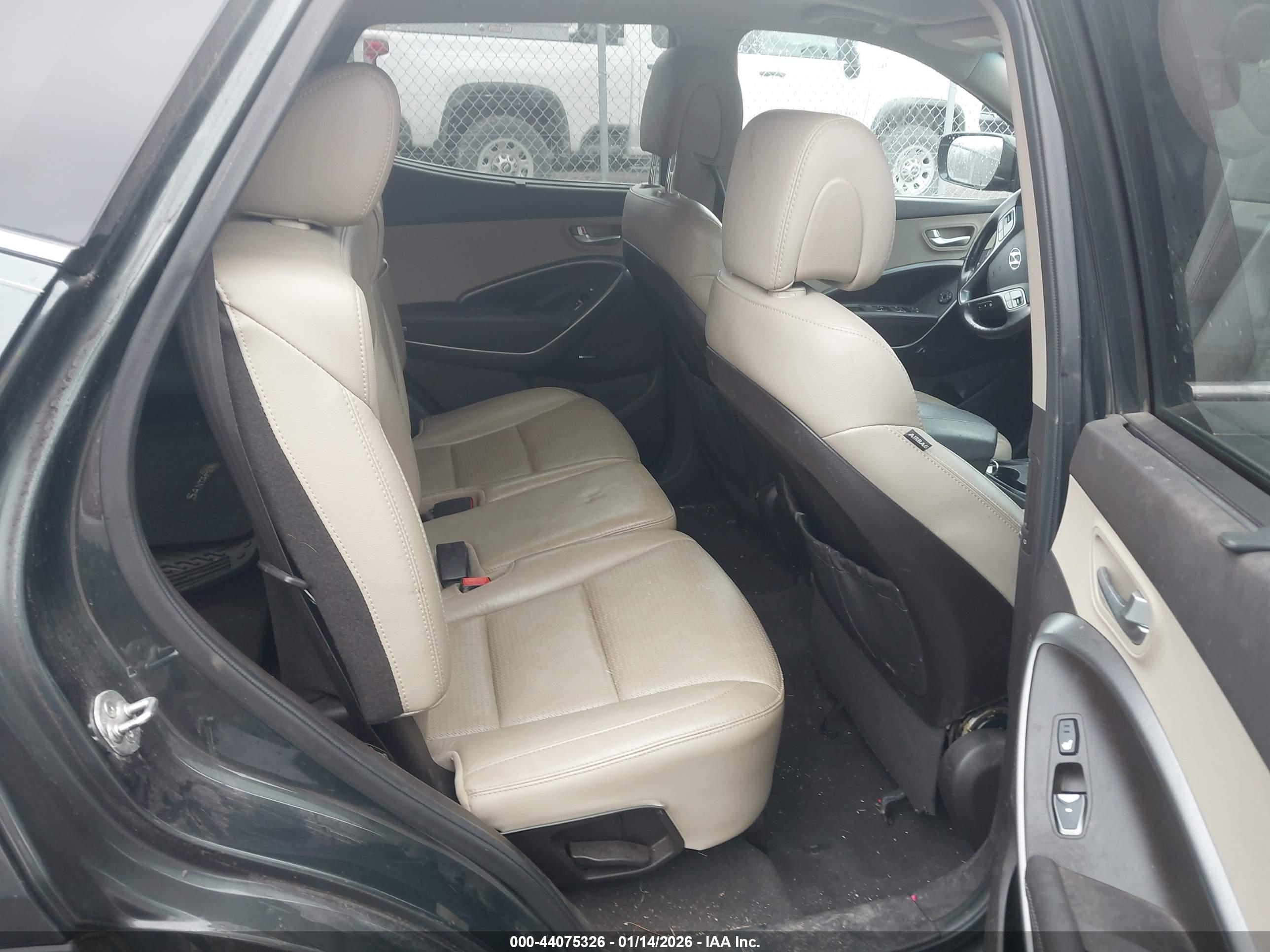 HYUNDAI SANTA image 8