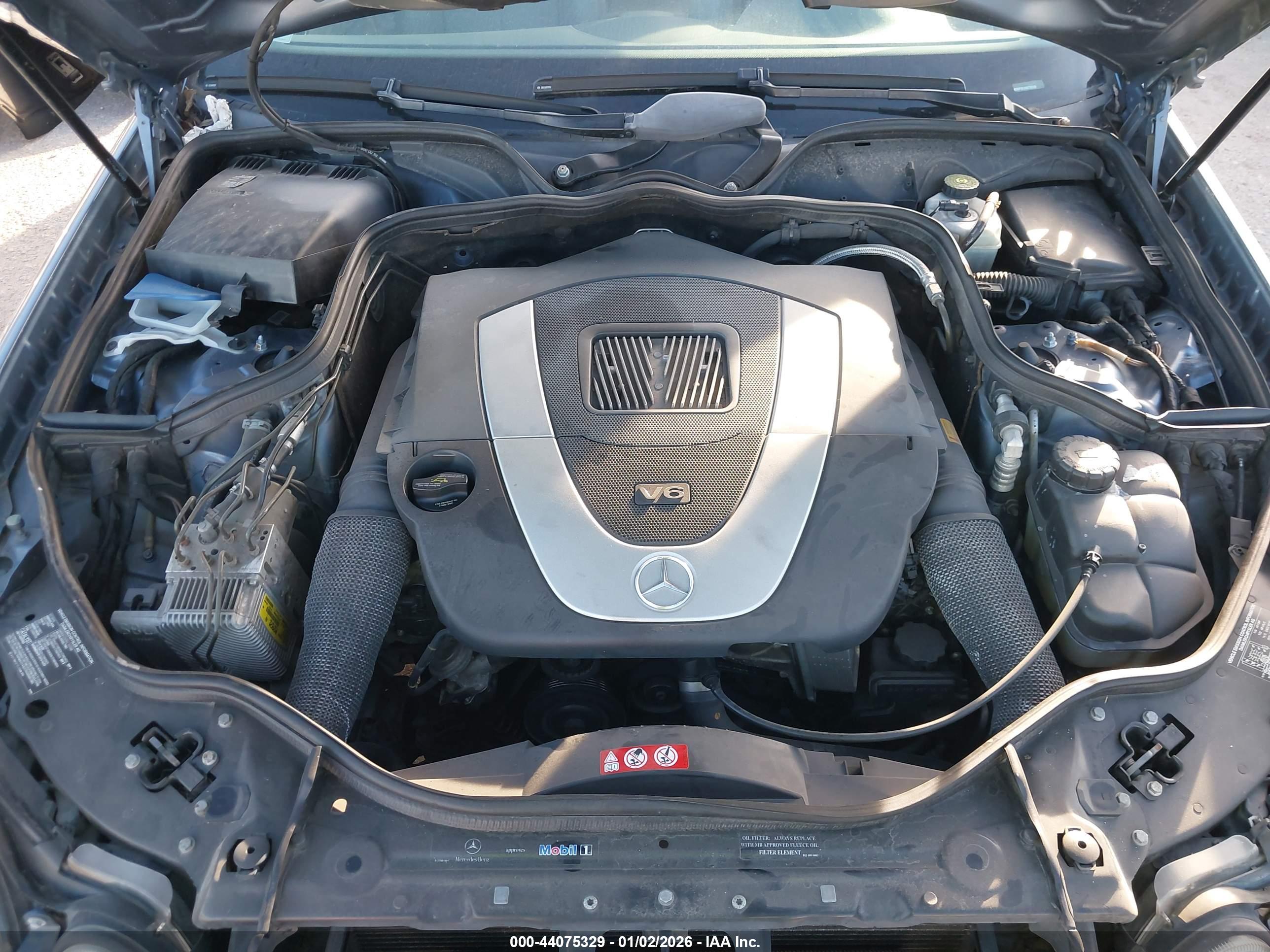 MERCEDES-BENZ E image 10