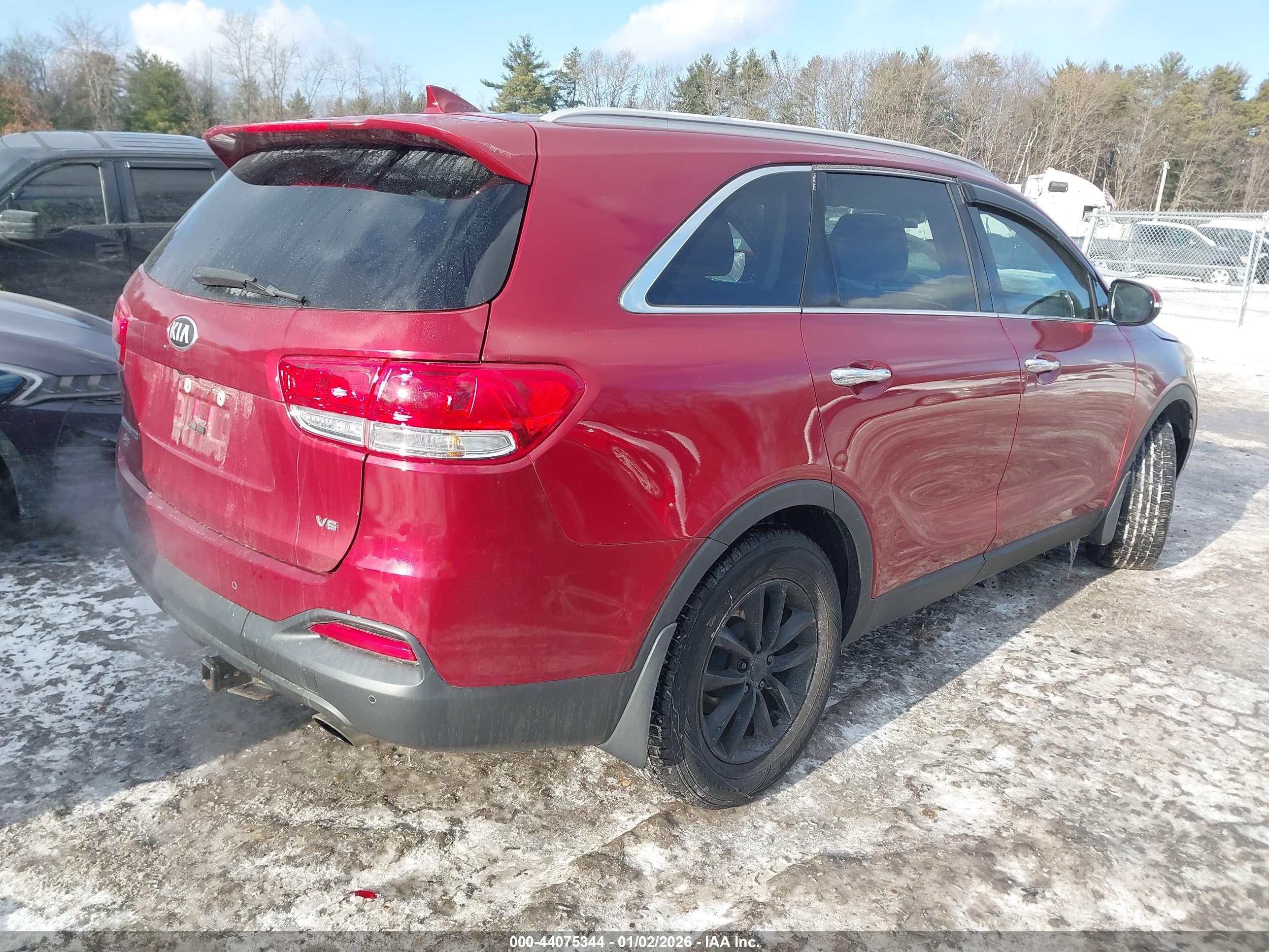 KIA SORENTO image 4