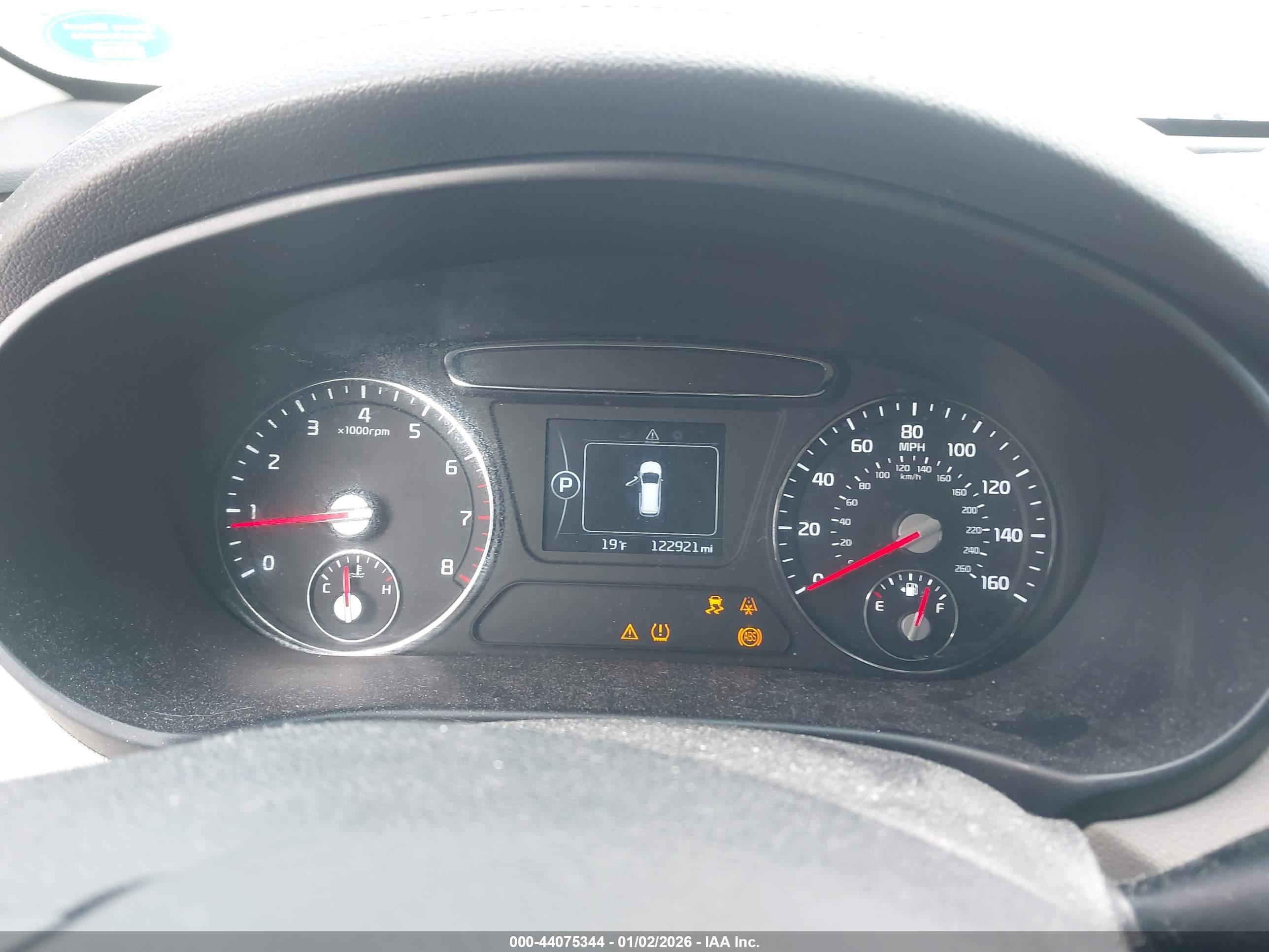 KIA SORENTO image 7