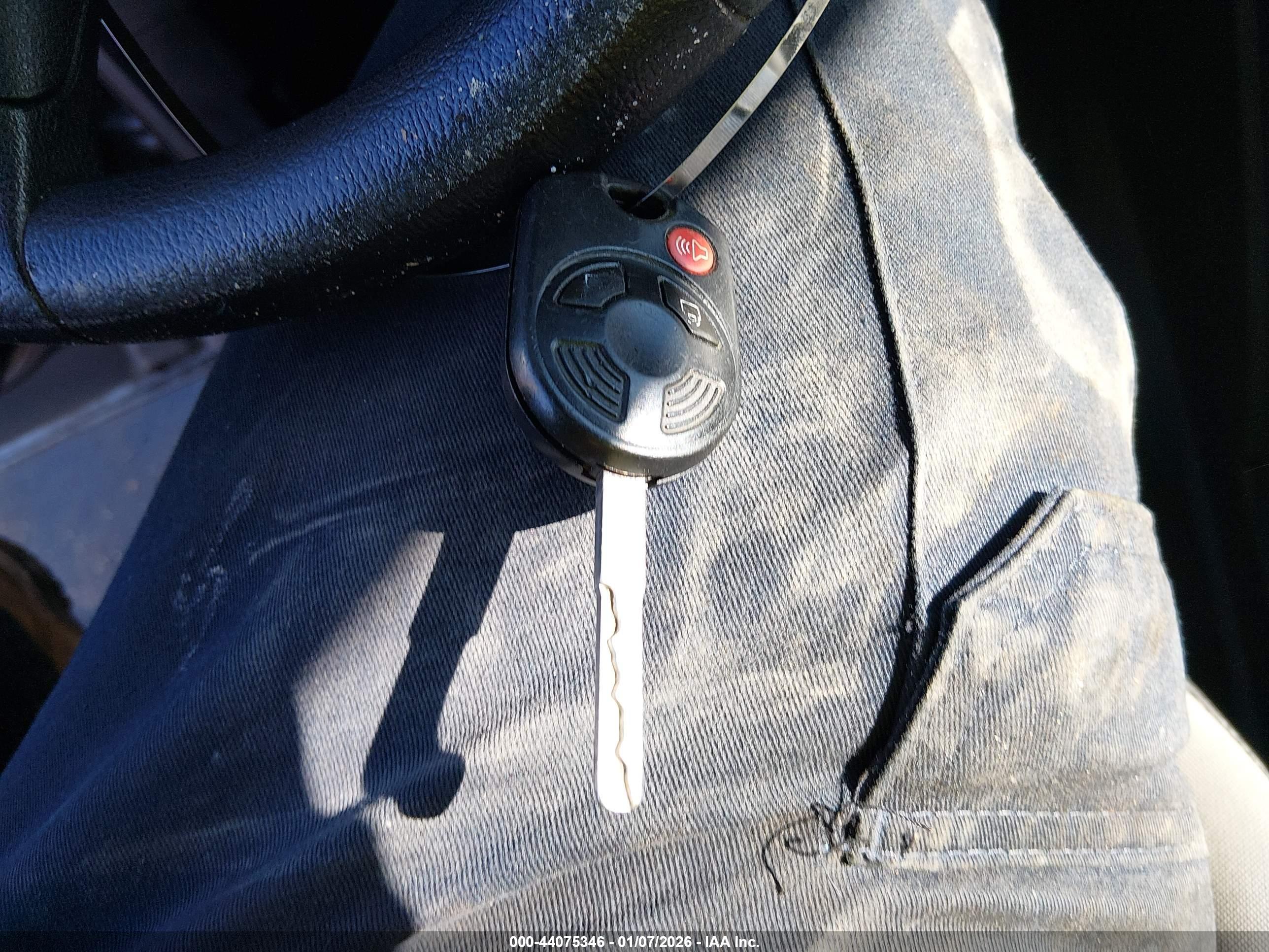 FORD ESCAPE image 11