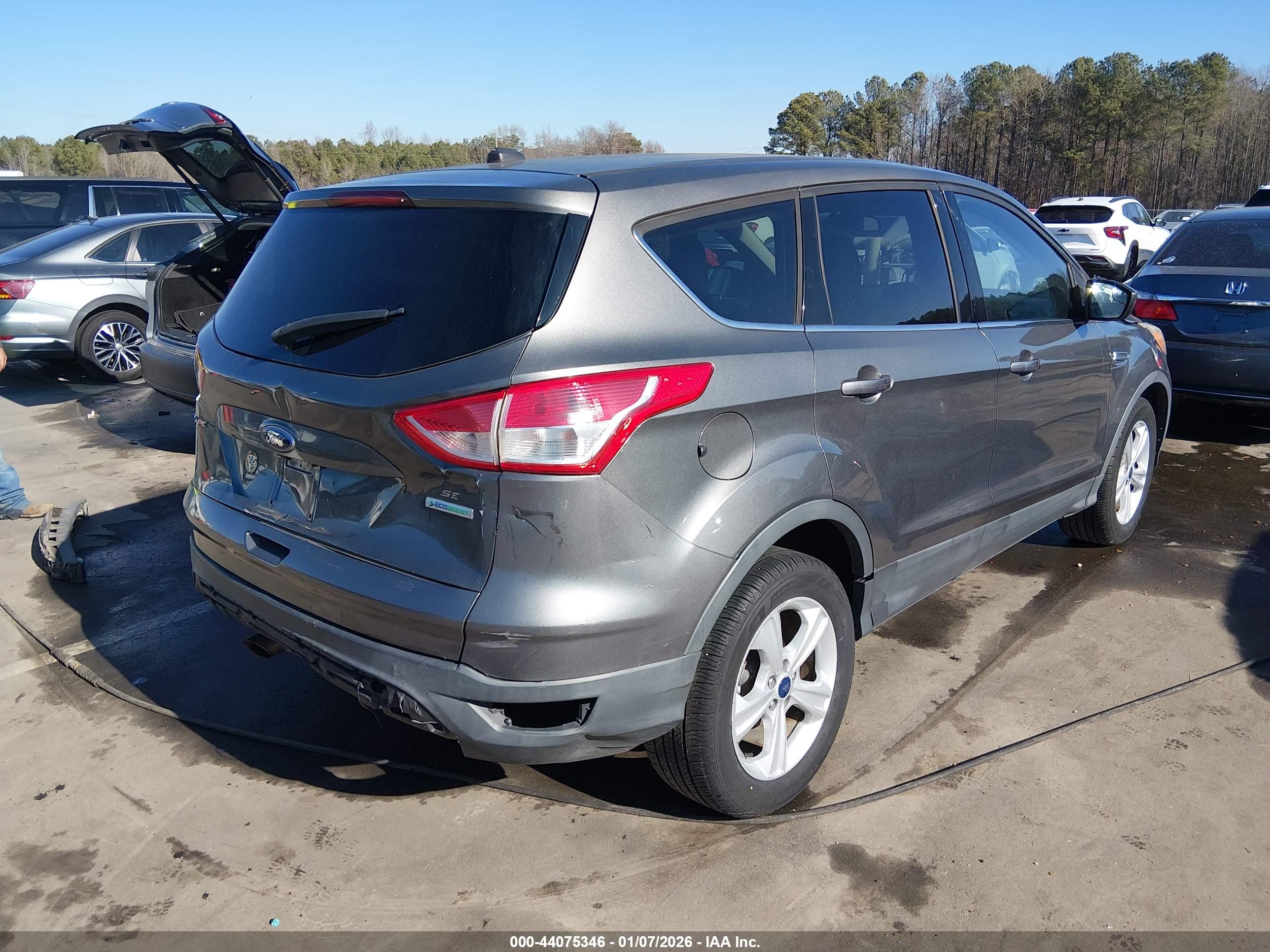 FORD ESCAPE image 4