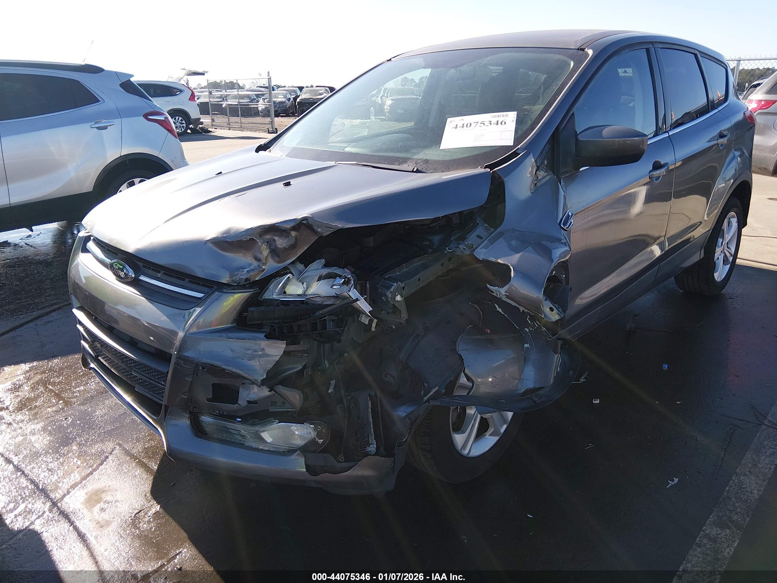 FORD ESCAPE image 6