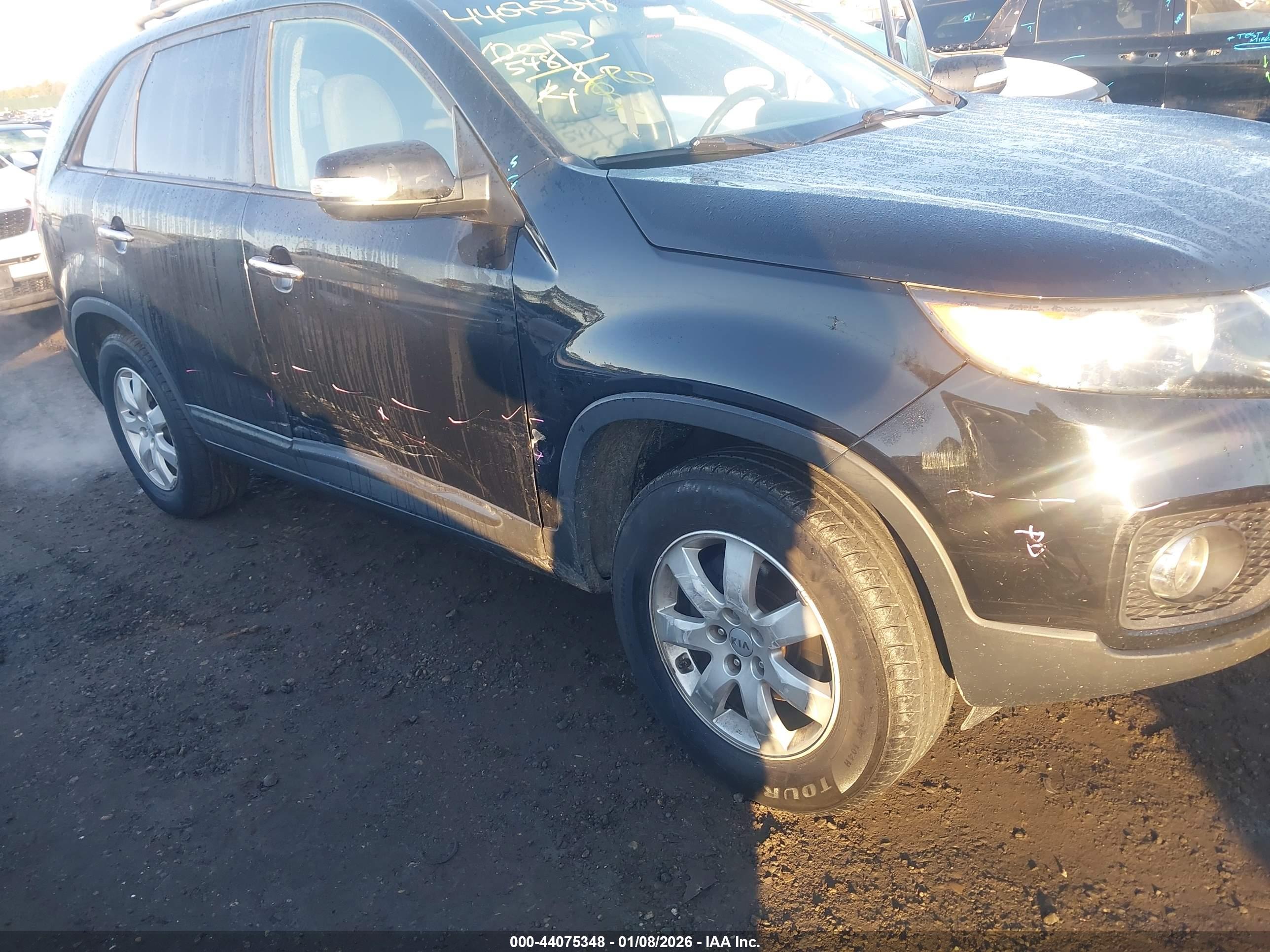 KIA SORENTO image 6