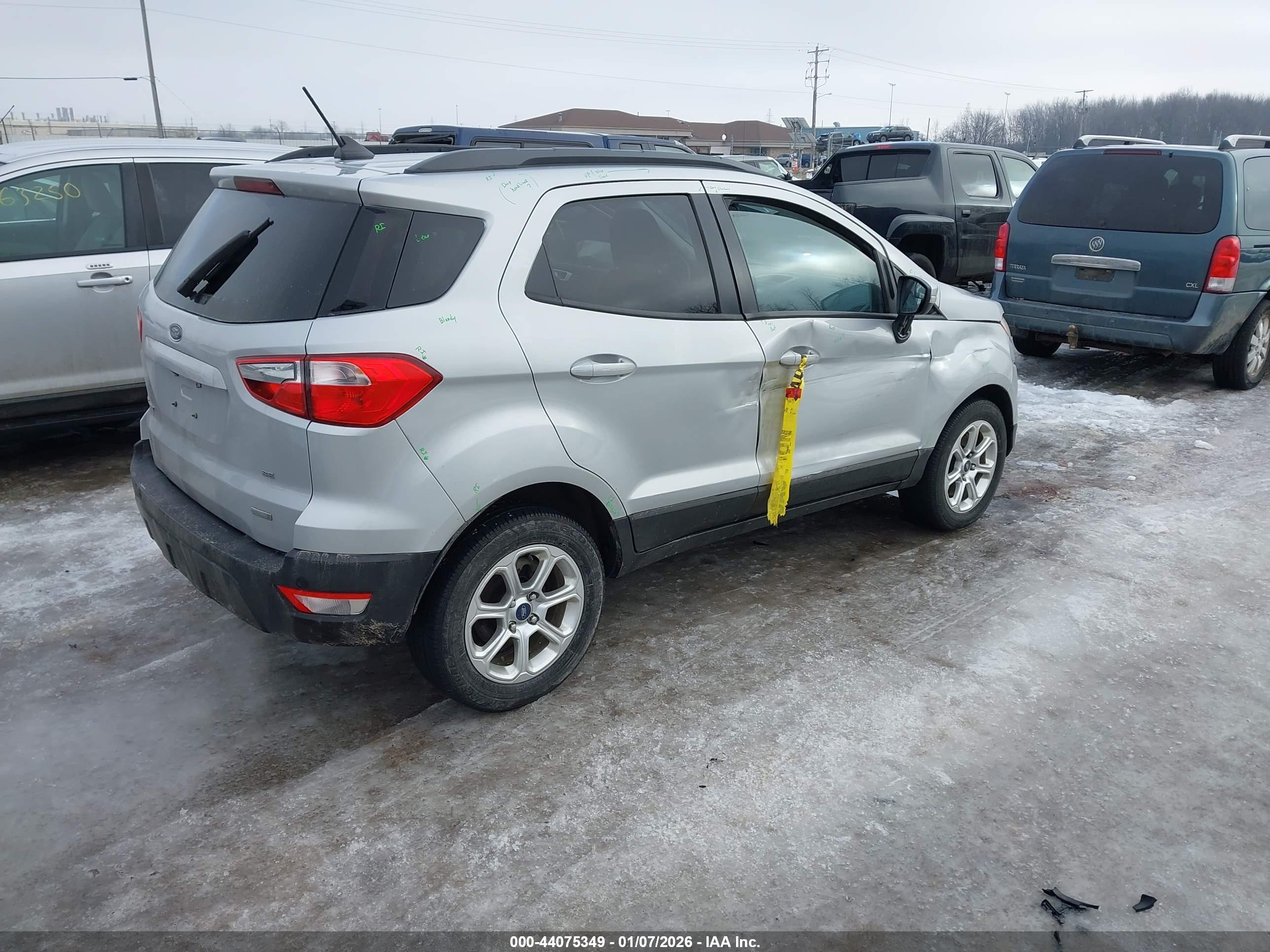 FORD ECOSPORT image 4