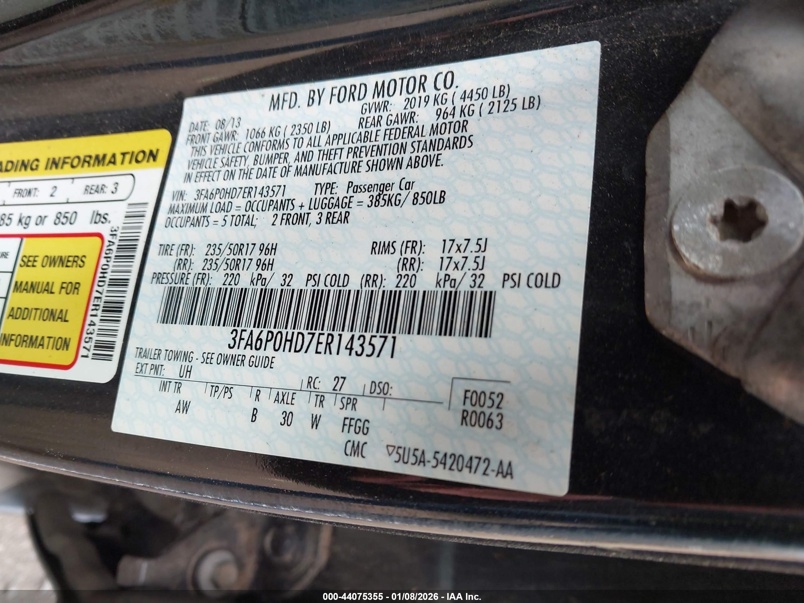 FORD FUSION image 9