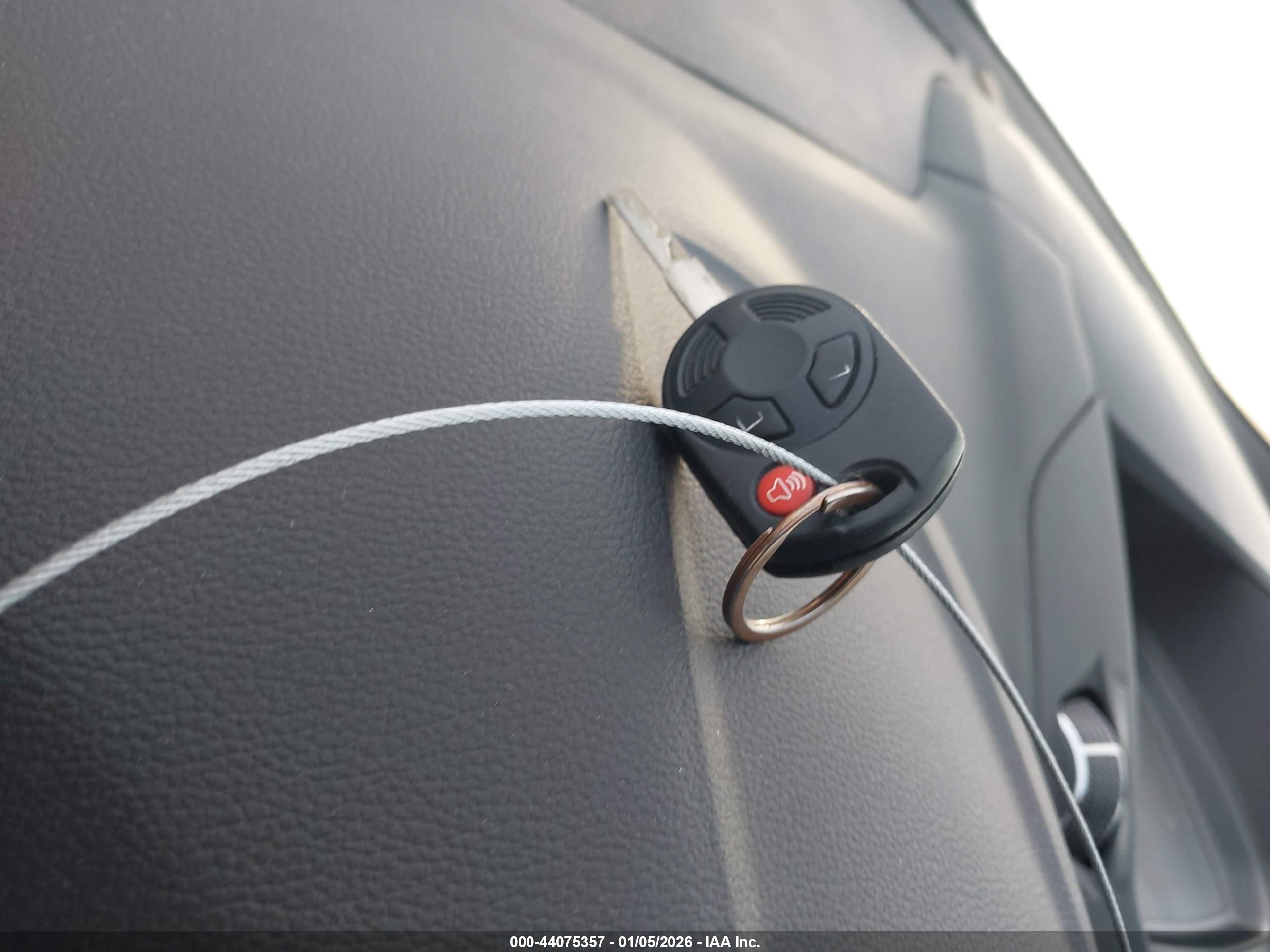 FORD ESCAPE image 11