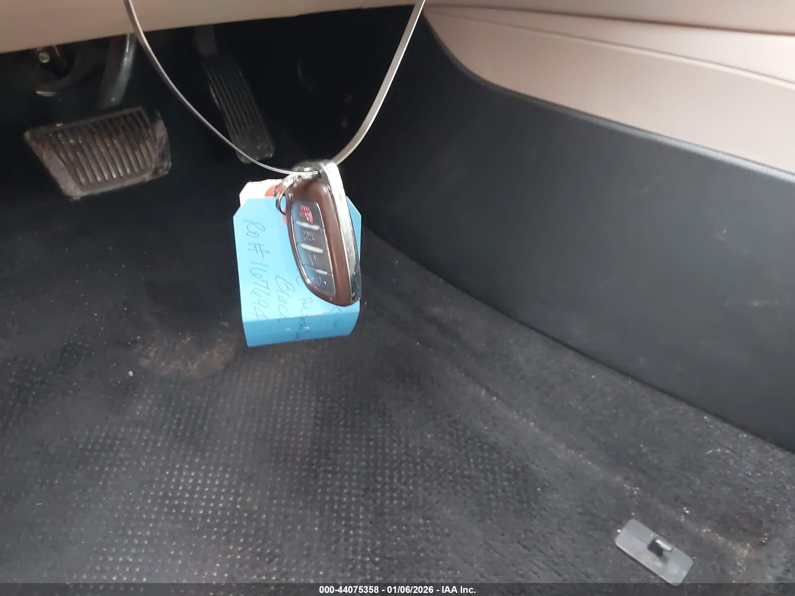 HYUNDAI ELANTRA image 11