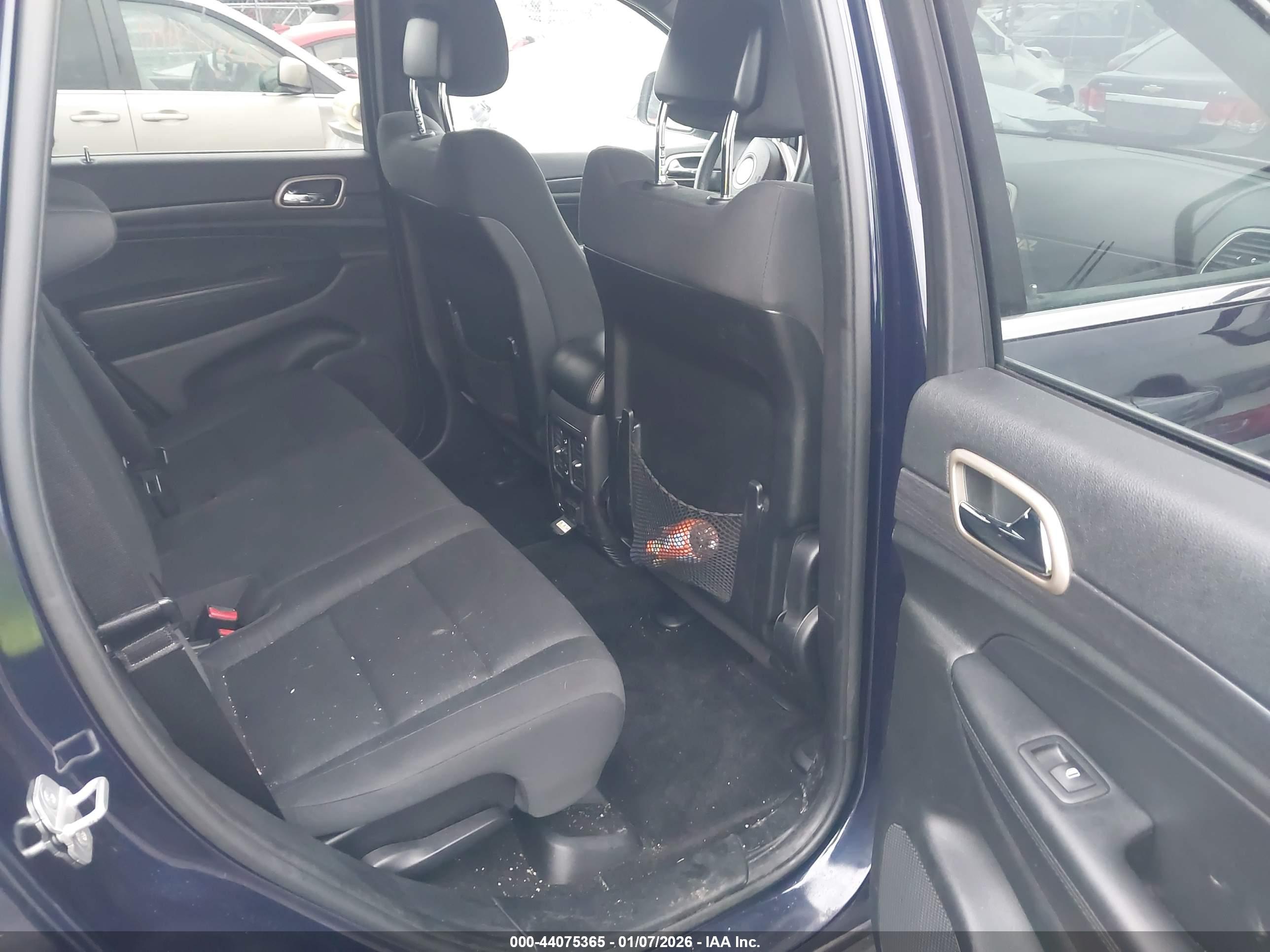 JEEP GRAND image 8