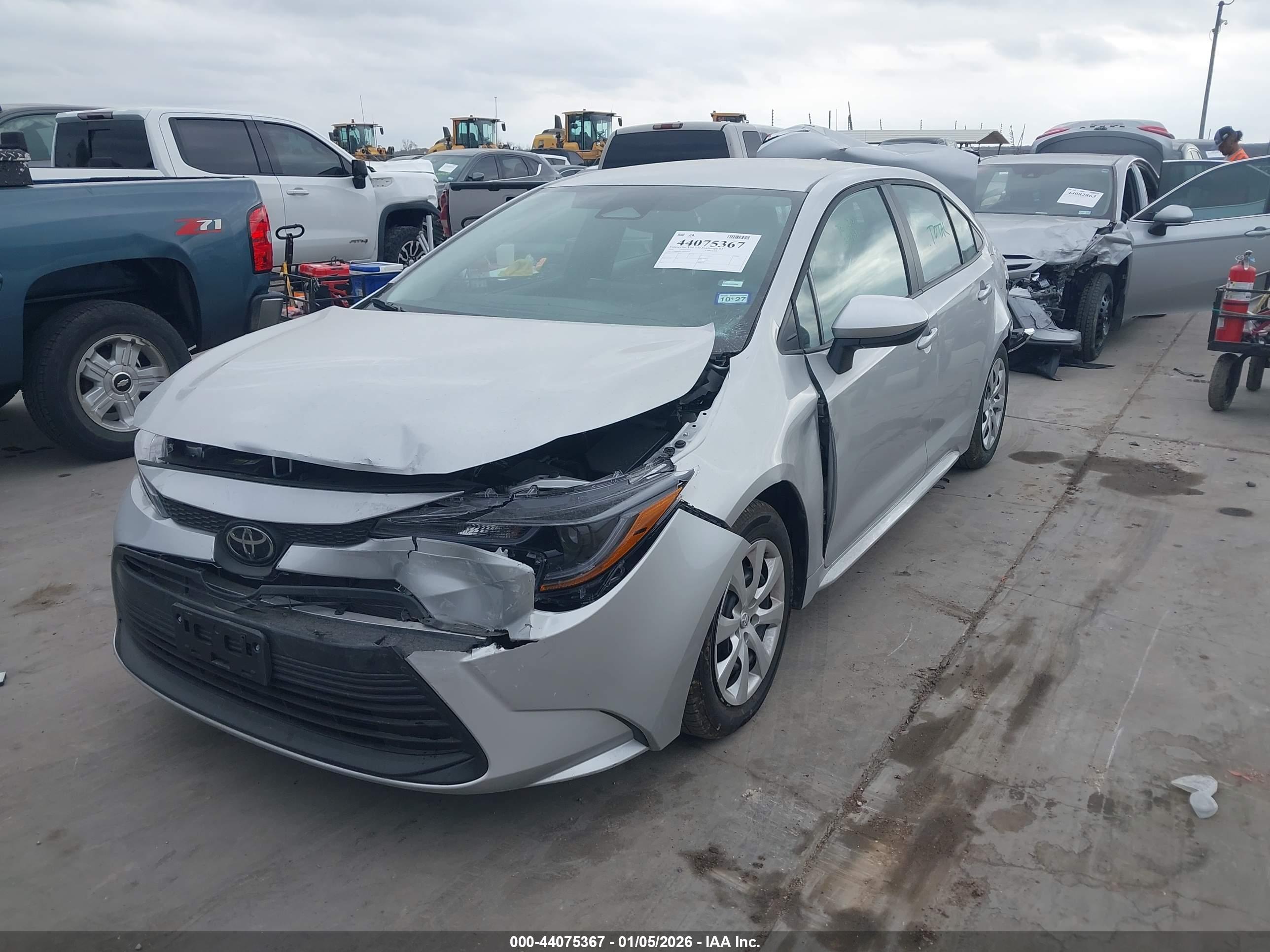TOYOTA COROLLA image 2