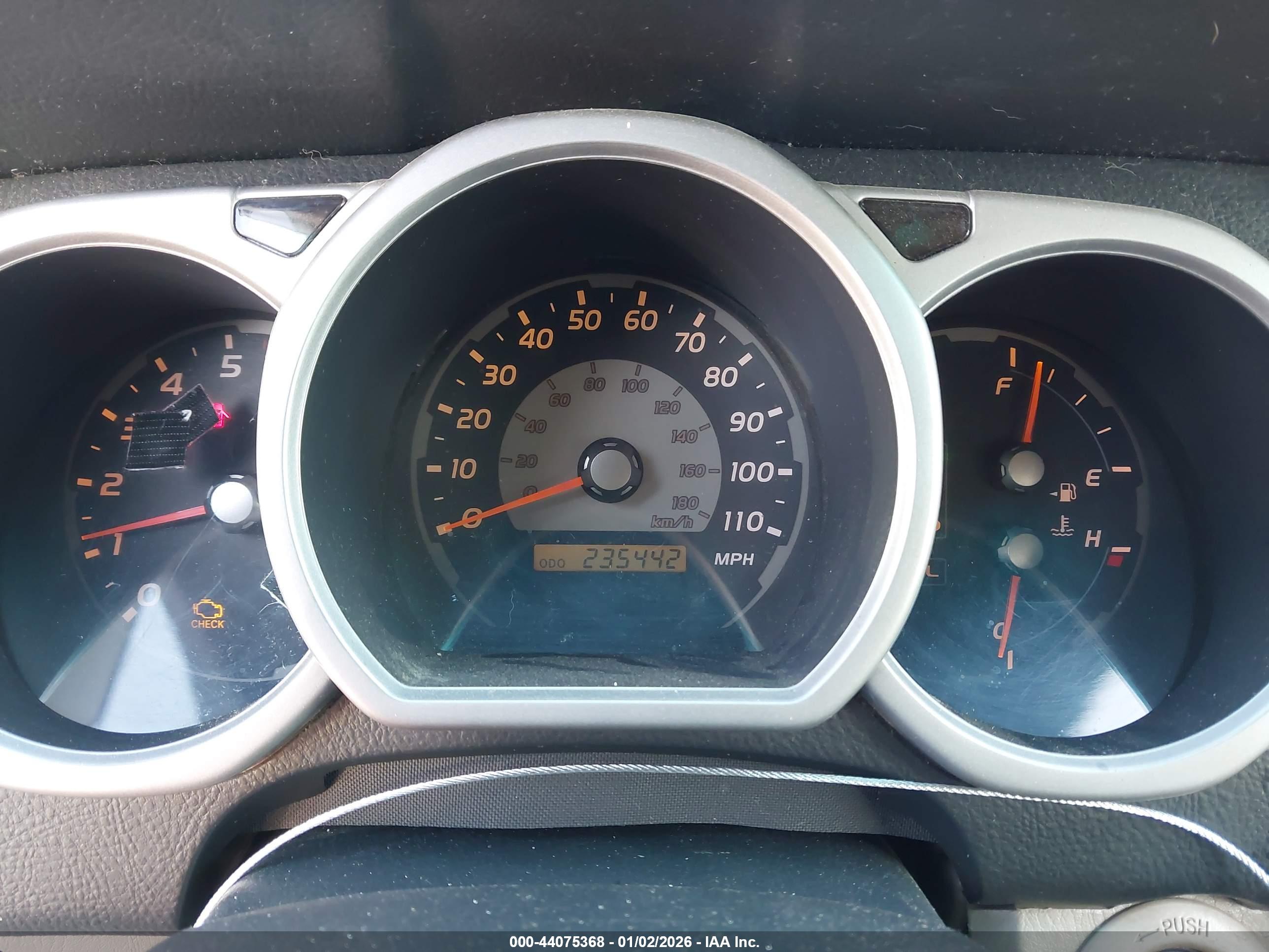 TOYOTA 4RUNNER image 7