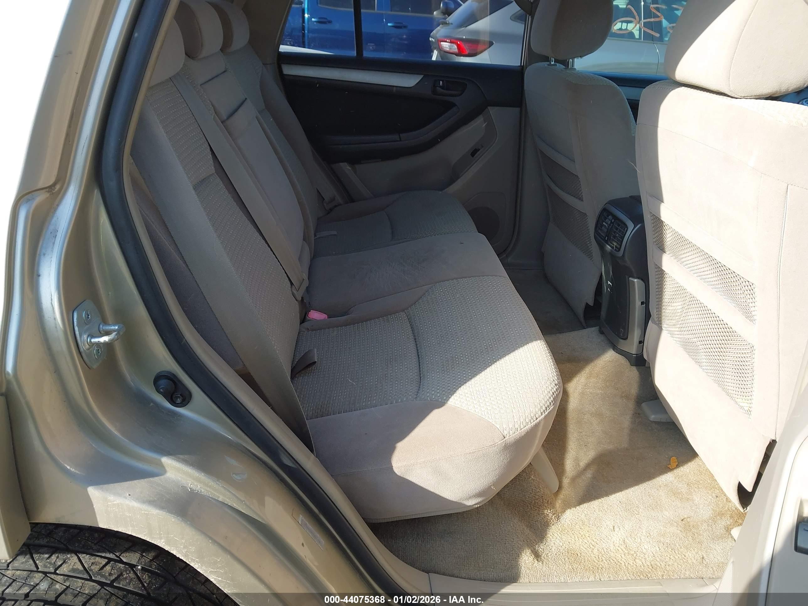 TOYOTA 4RUNNER image 8