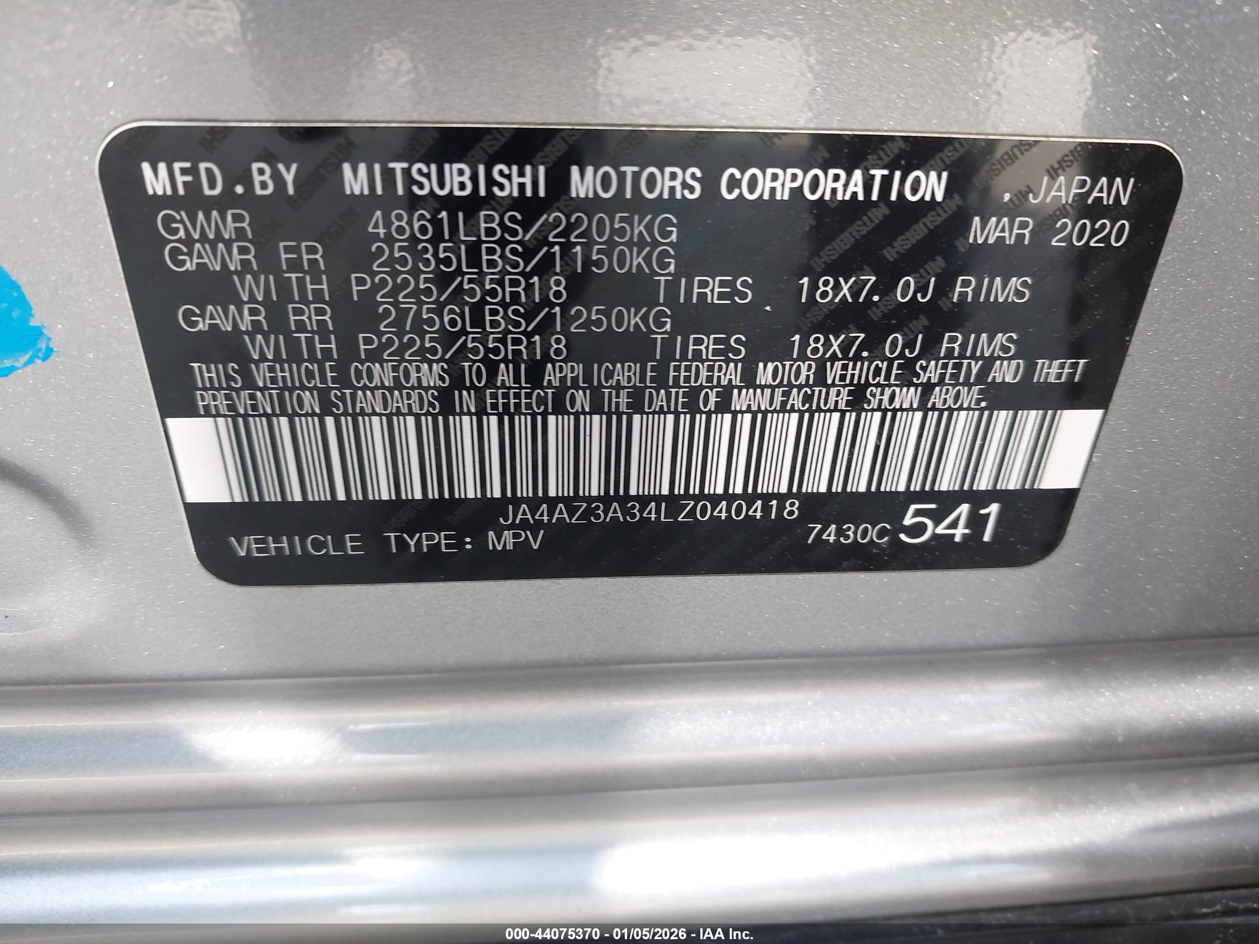 MITSUBISHI OUTLANDER image 9
