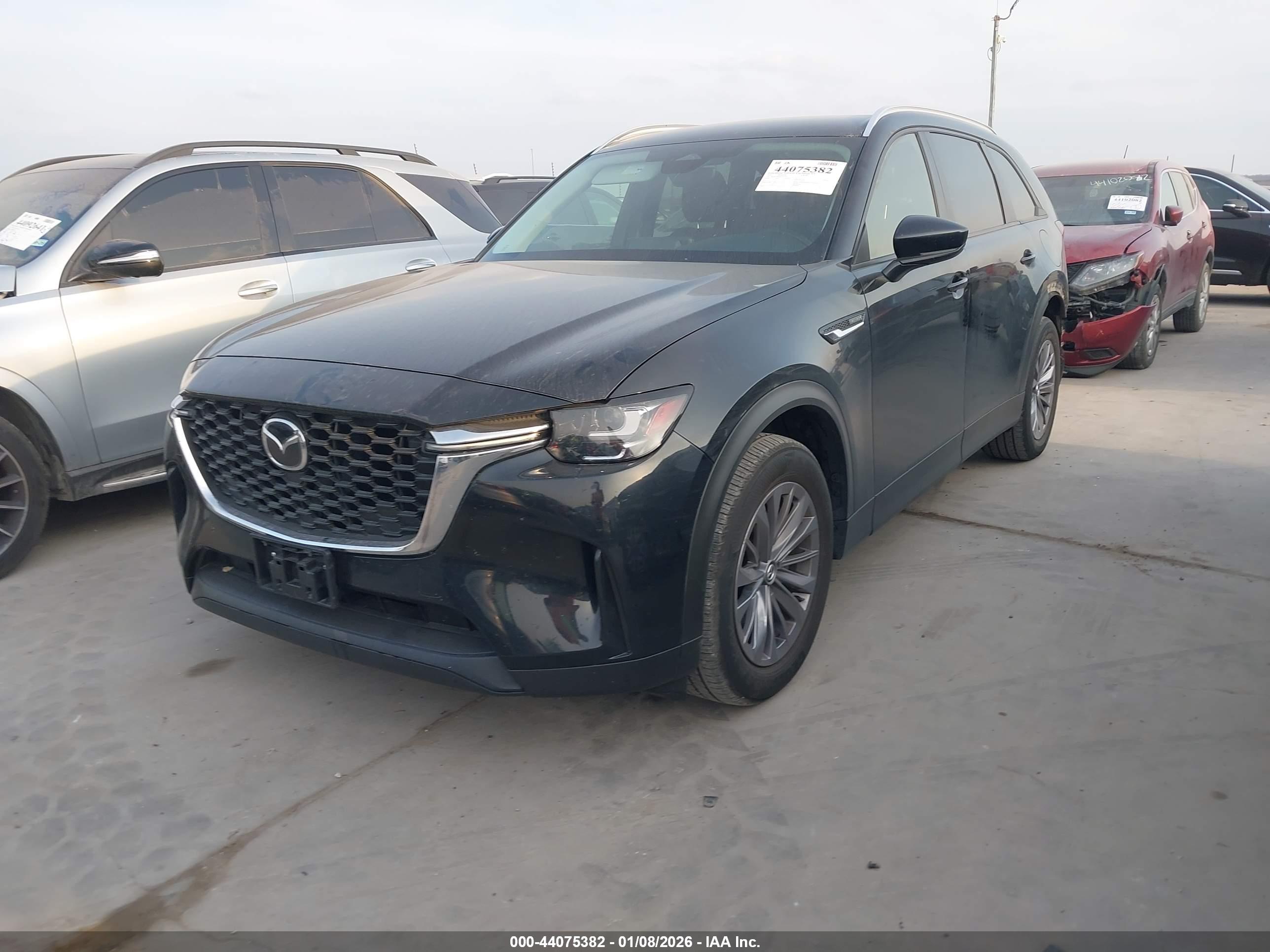 MAZDA CX-90 image 2