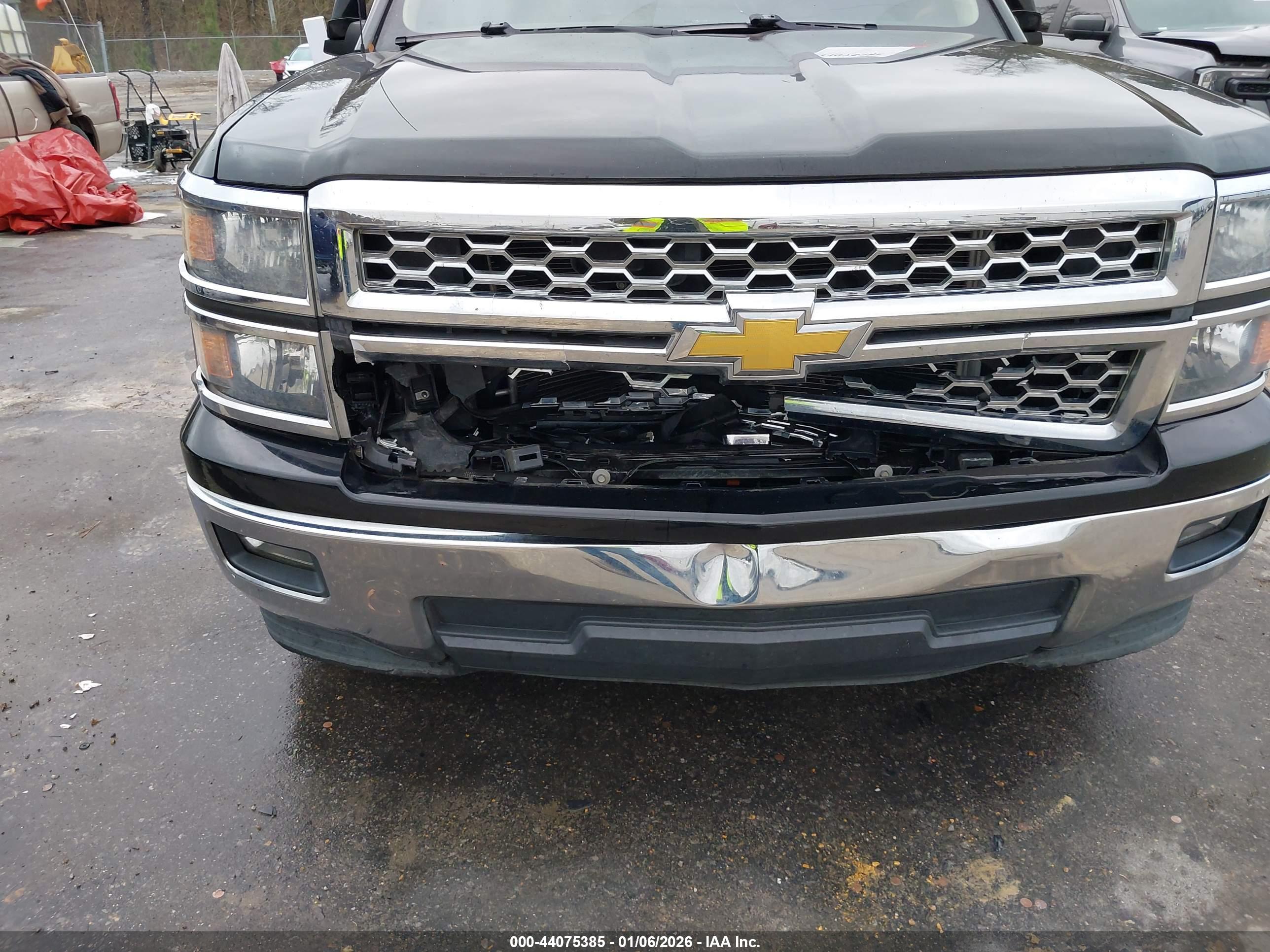 CHEVROLET SILVERADO image 6