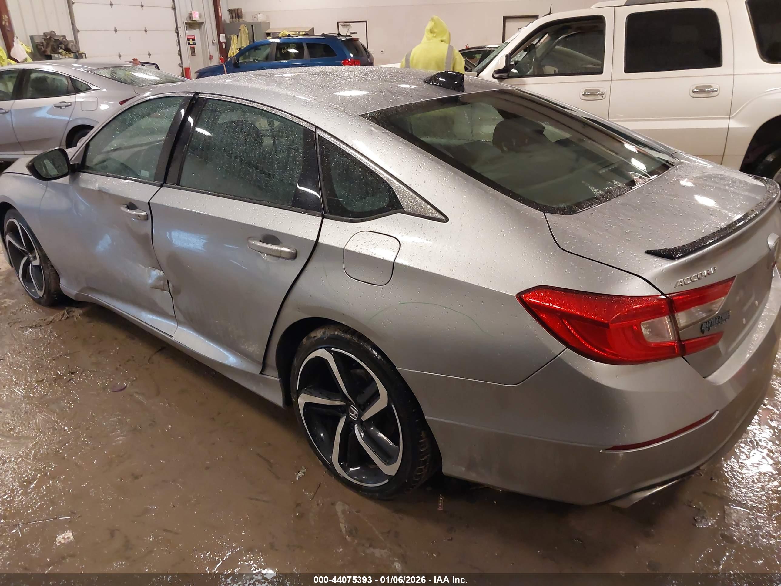 HONDA ACCORD image 3