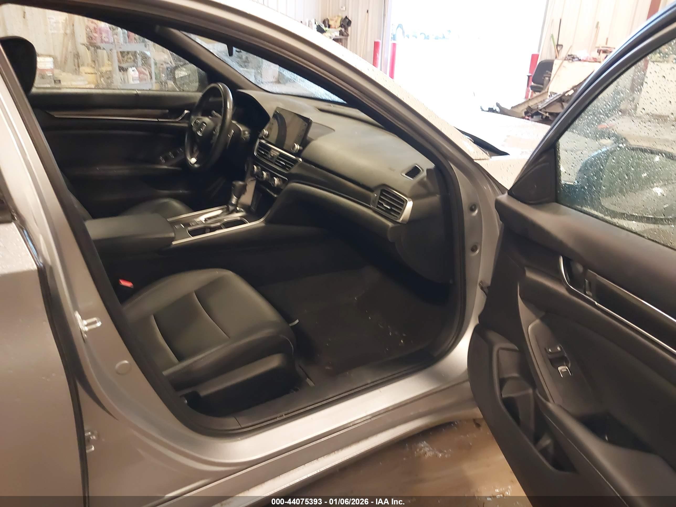 HONDA ACCORD image 5