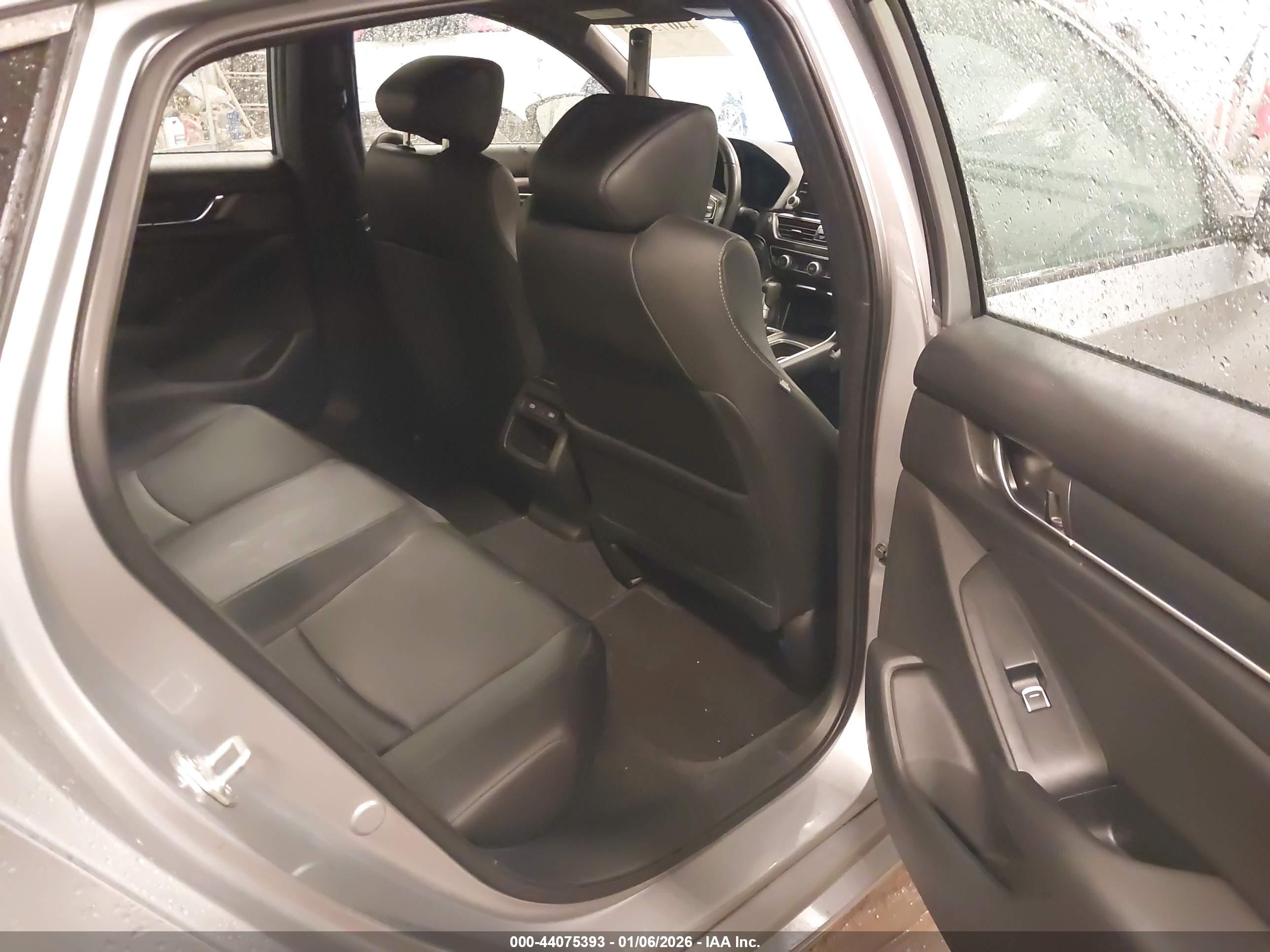 HONDA ACCORD image 8