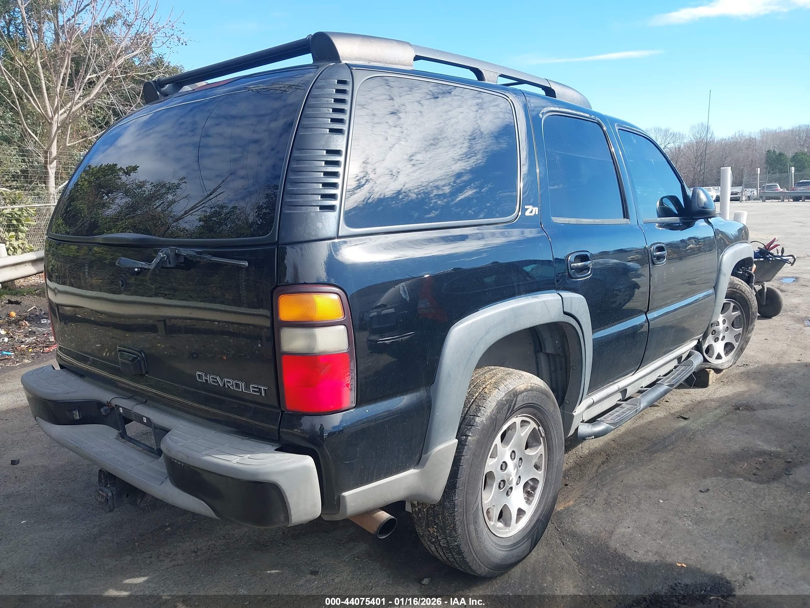 CHEVROLET TAHOE image 4