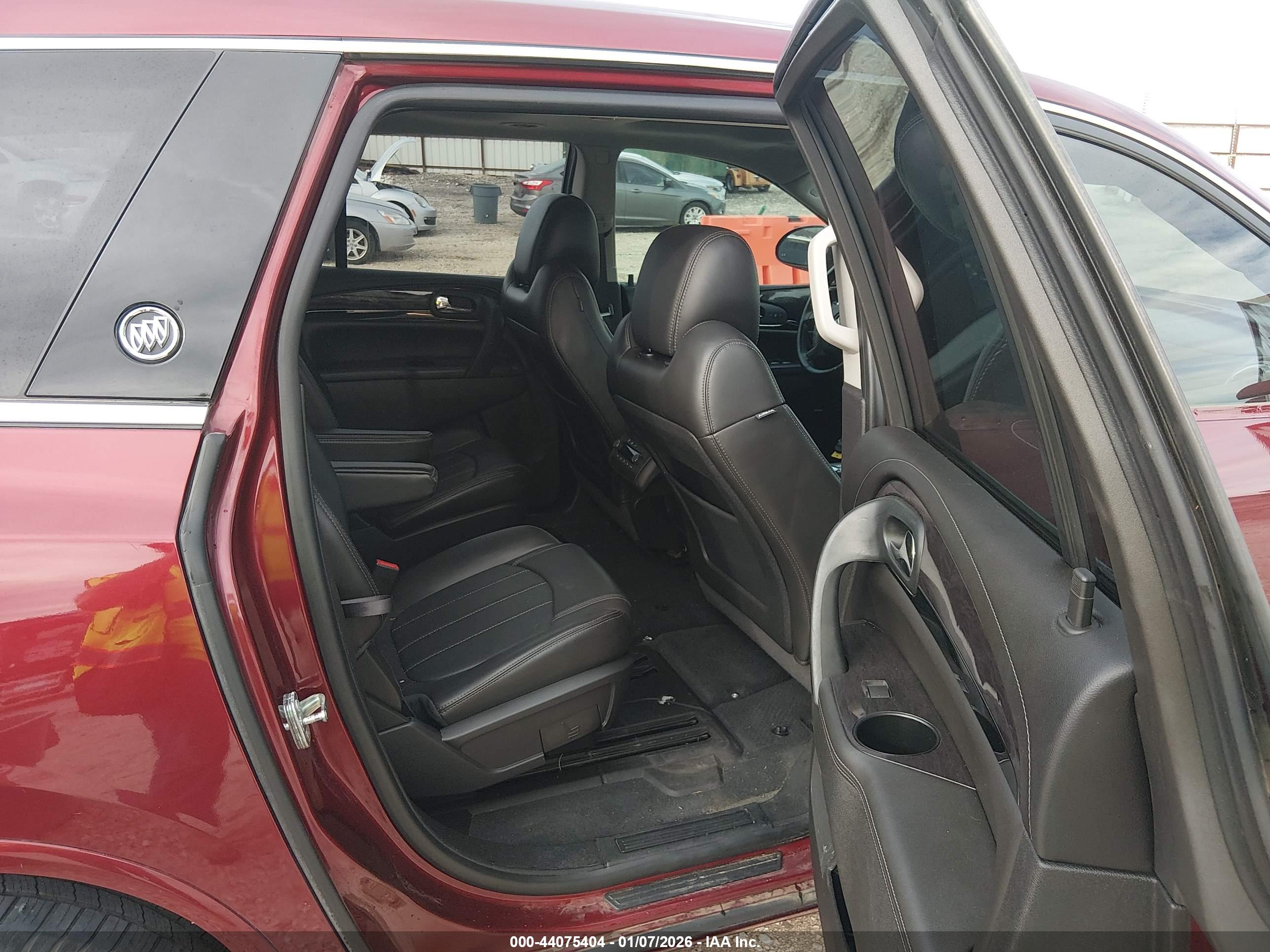 BUICK ENCLAVE image 8