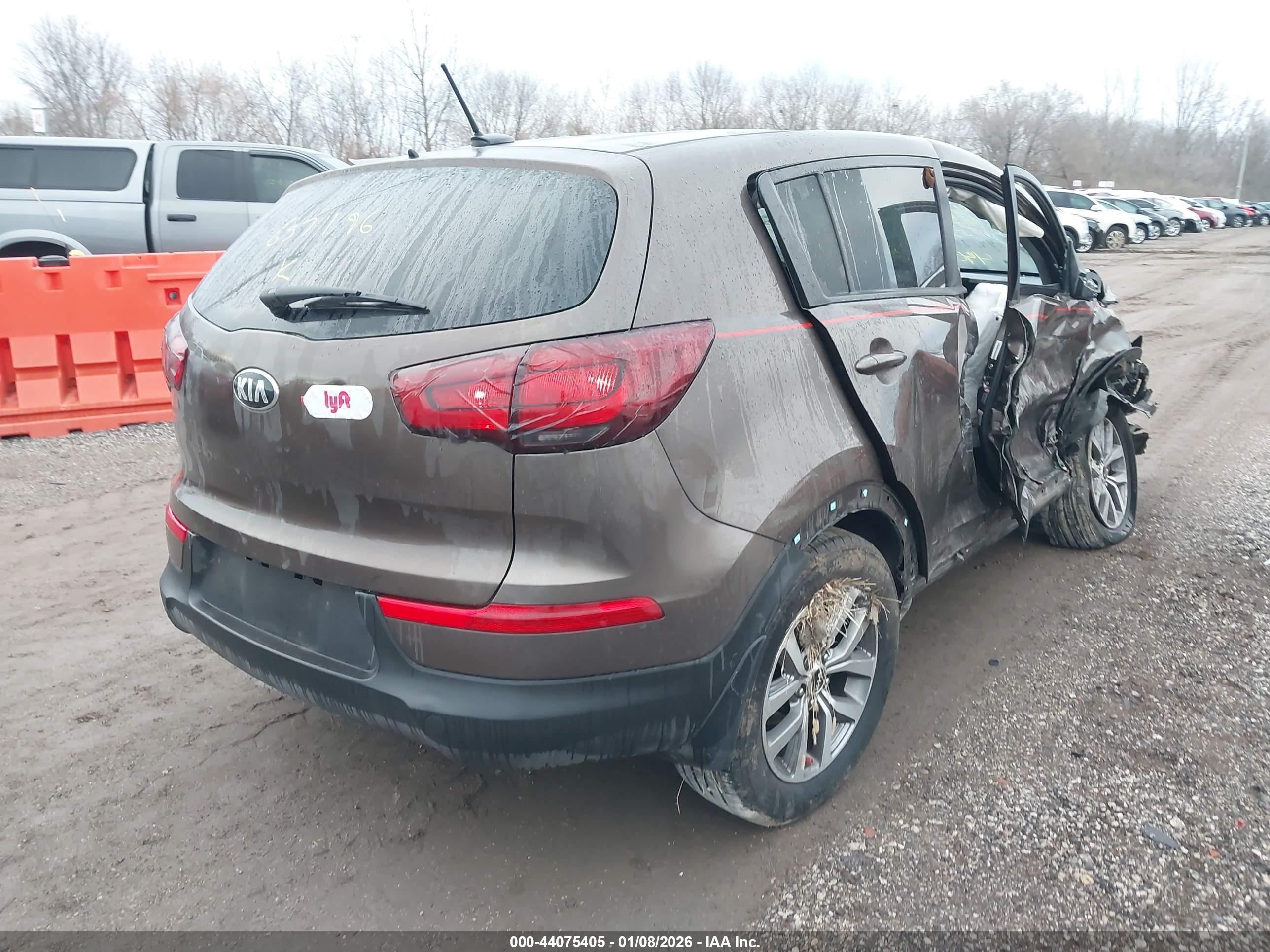 KIA SPORTAGE image 4
