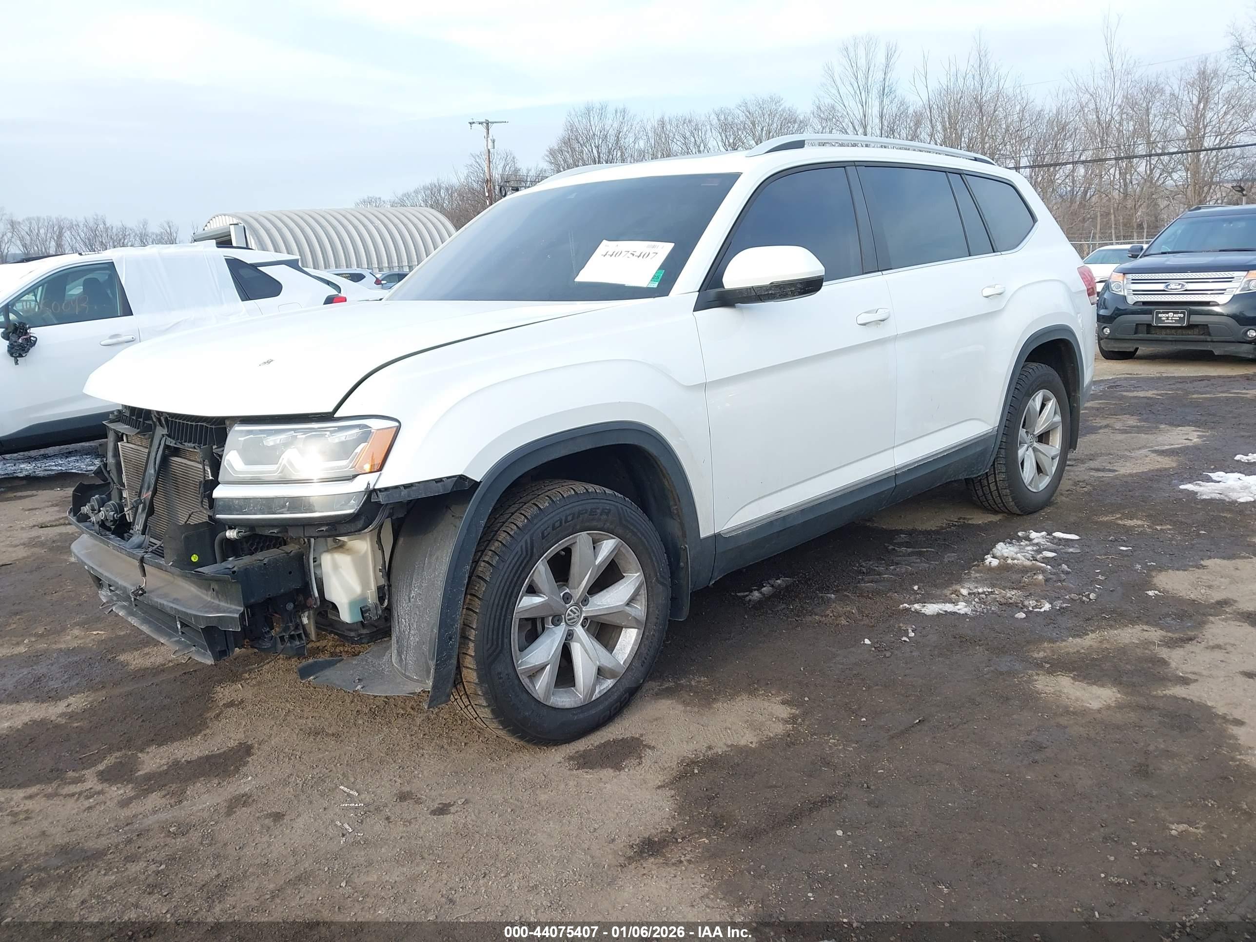 VOLKSWAGEN ATLAS image 2