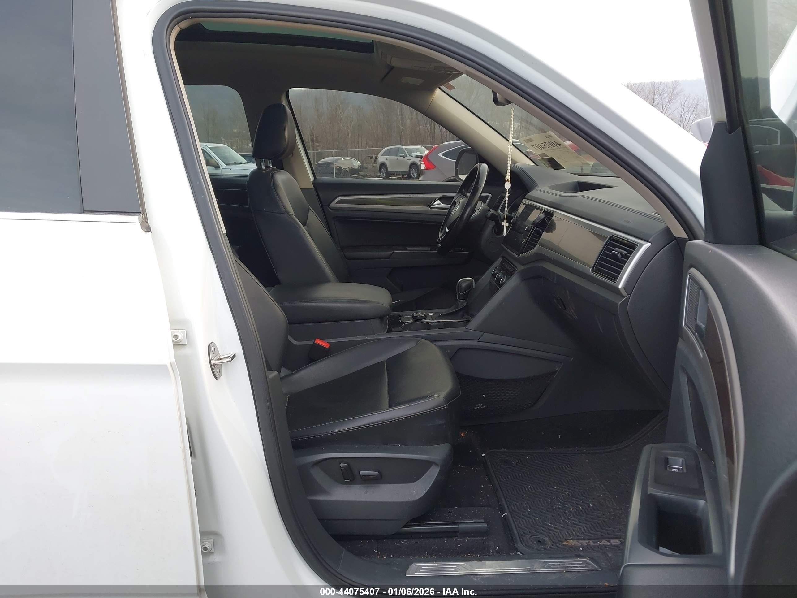 VOLKSWAGEN ATLAS image 5