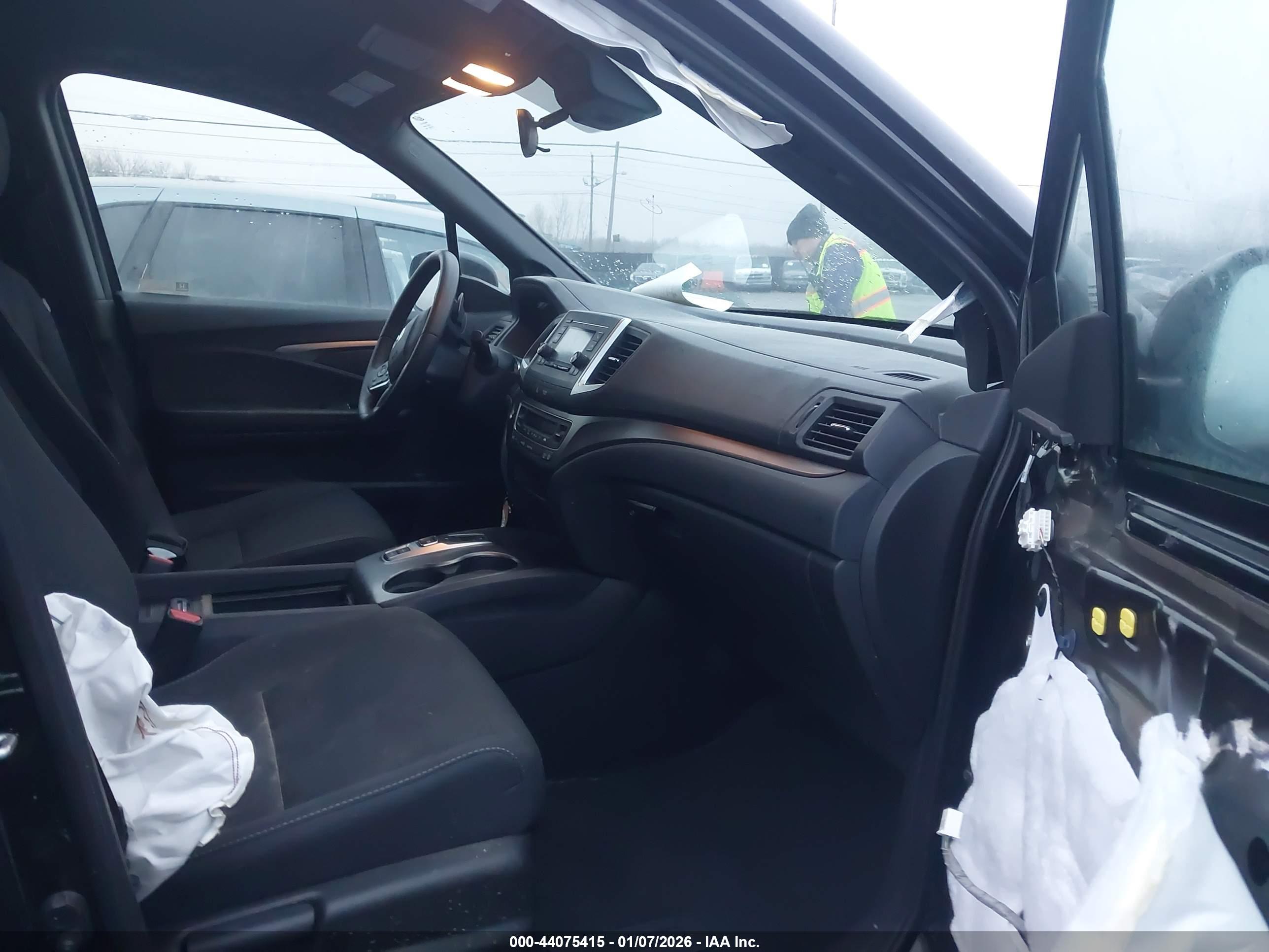 HONDA PASSPORT image 5