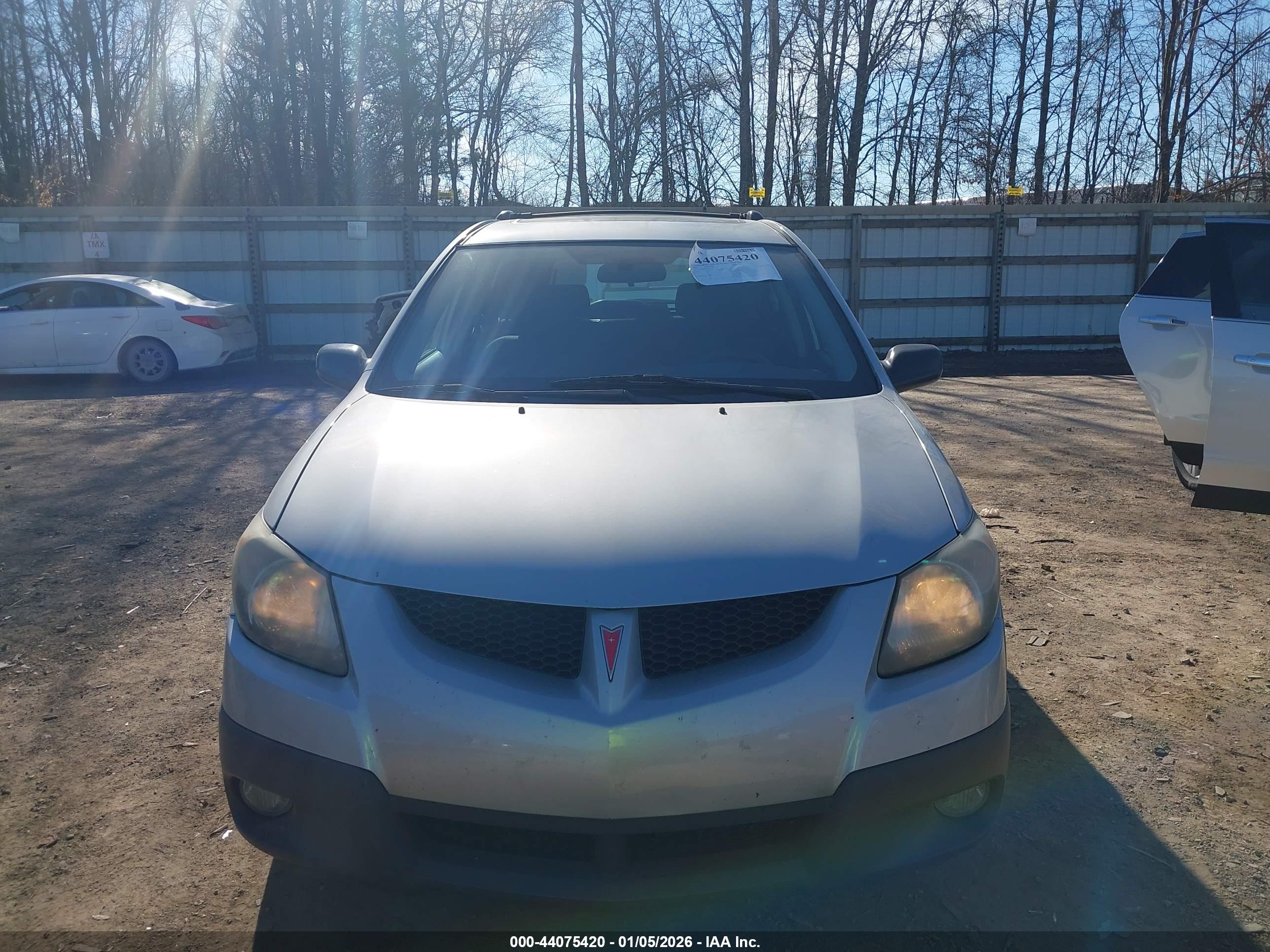 PONTIAC VIBE image 6
