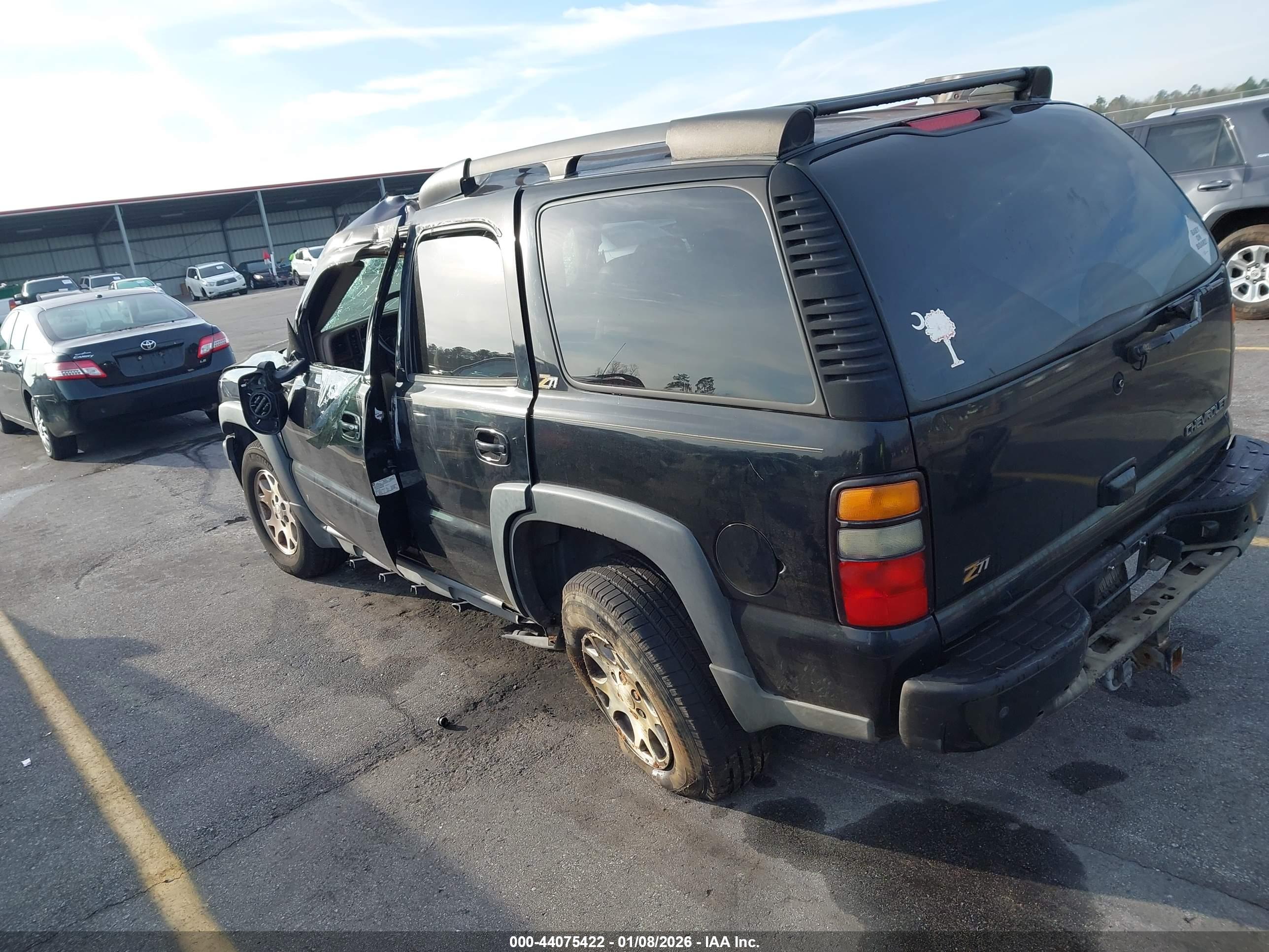 CHEVROLET TAHOE image 3