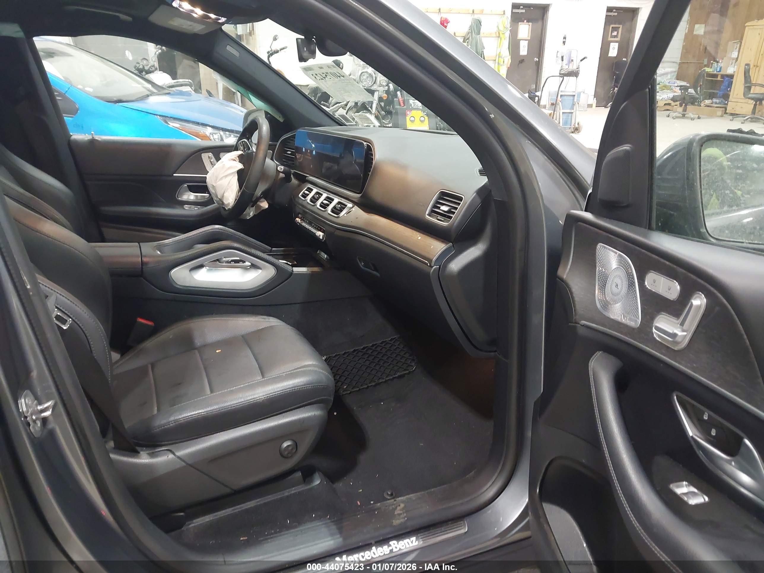 MERCEDES-BENZ GLE image 5