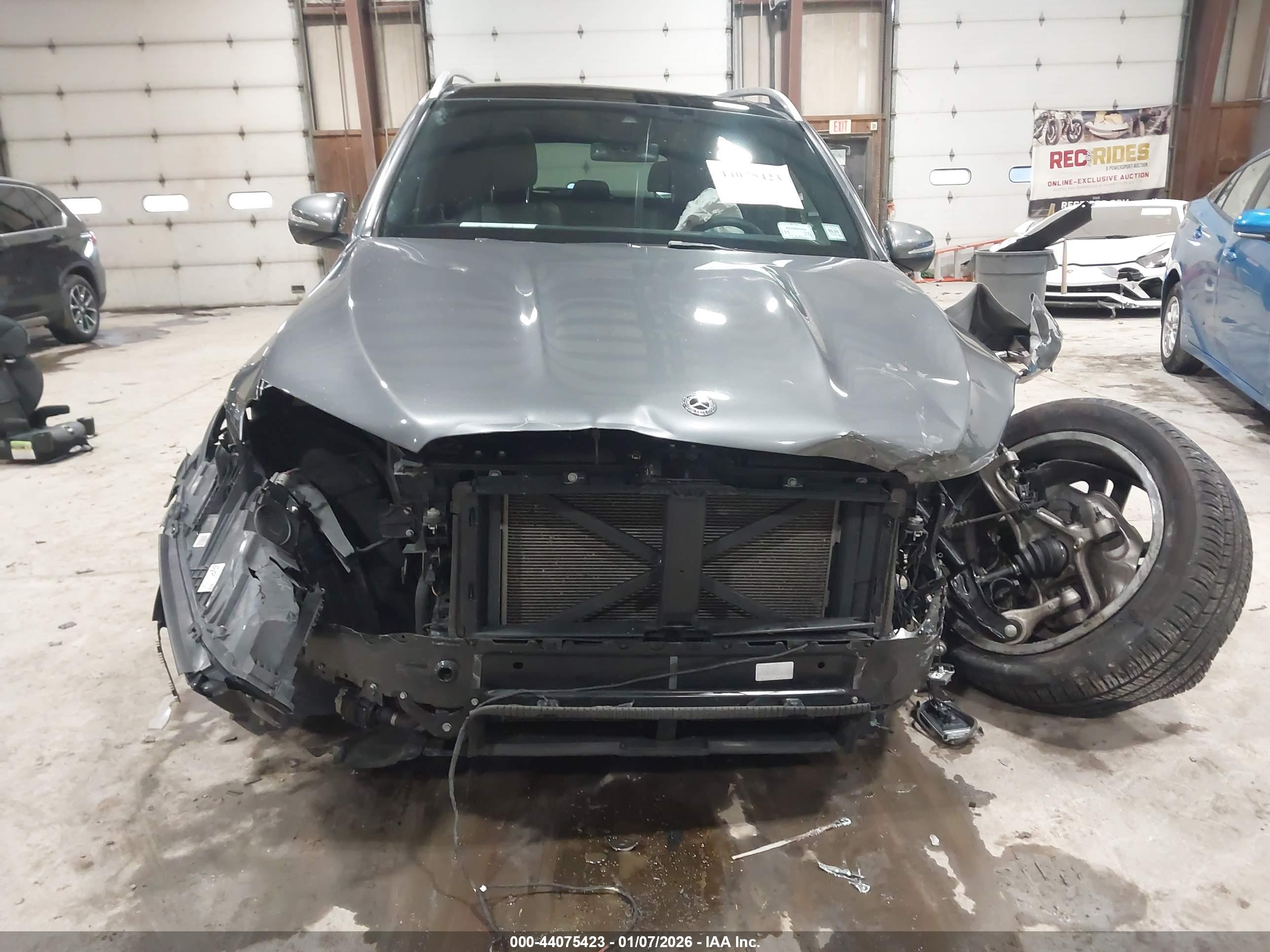 MERCEDES-BENZ GLE image 6
