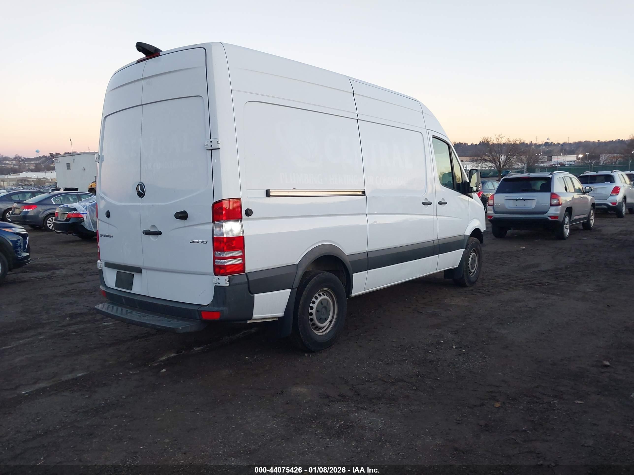 MERCEDES-BENZ SPRINTER image 4