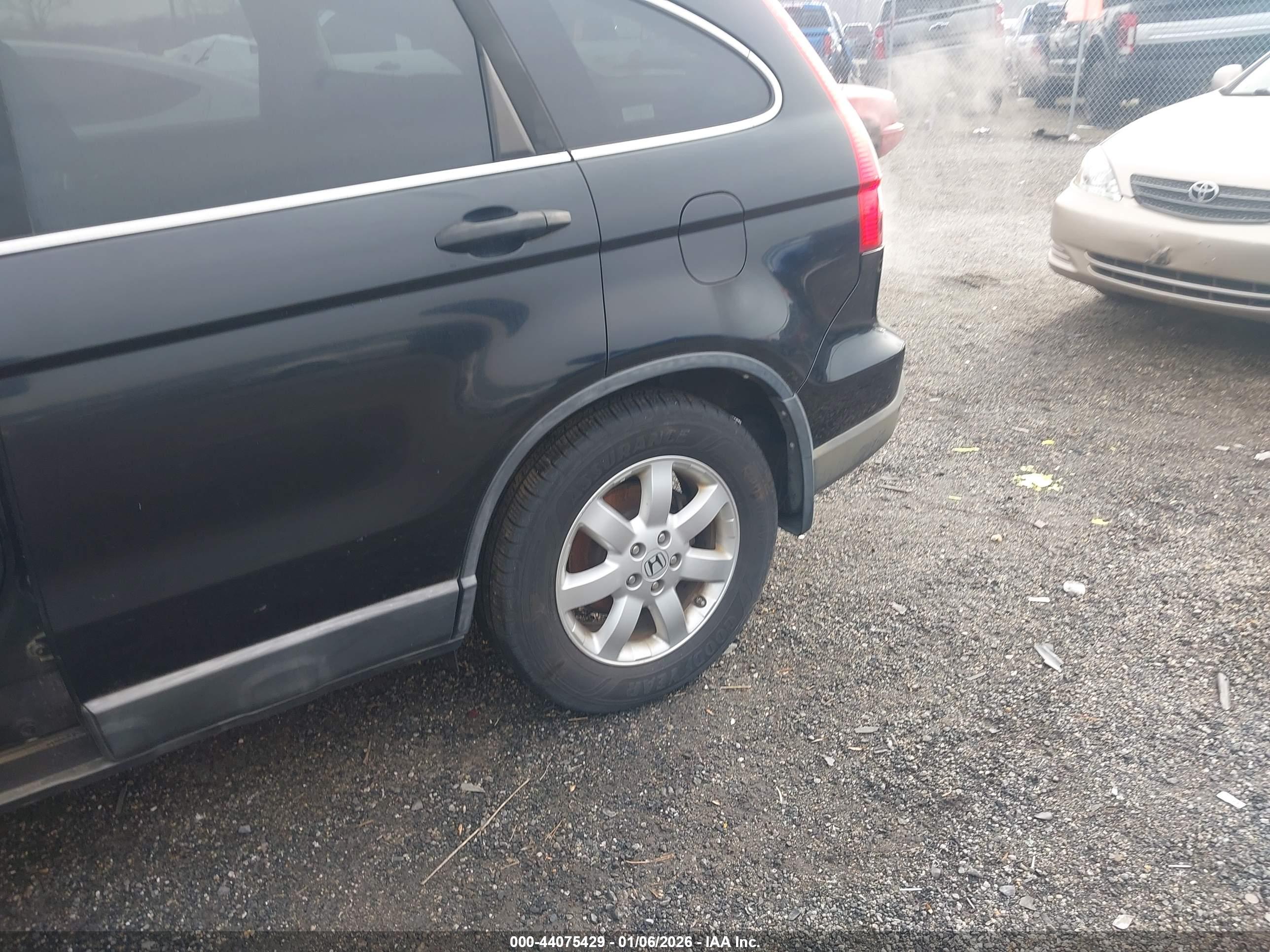 HONDA CR-V image 6