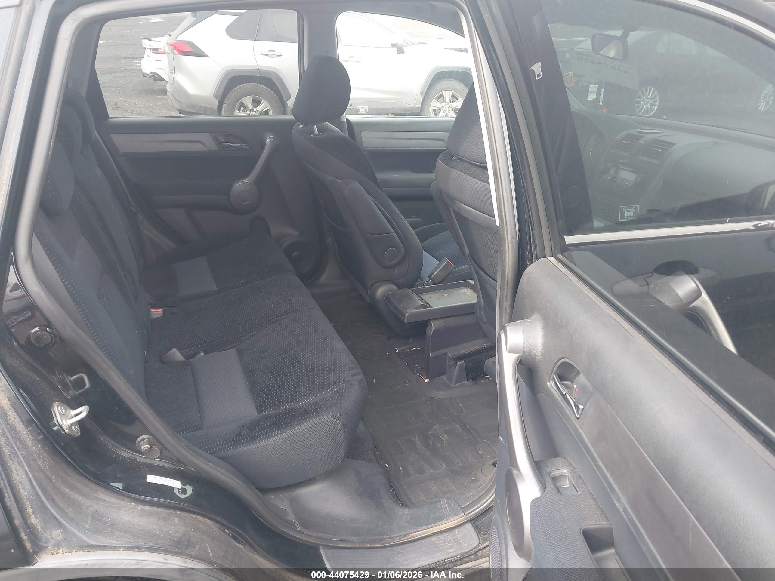 HONDA CR-V image 8