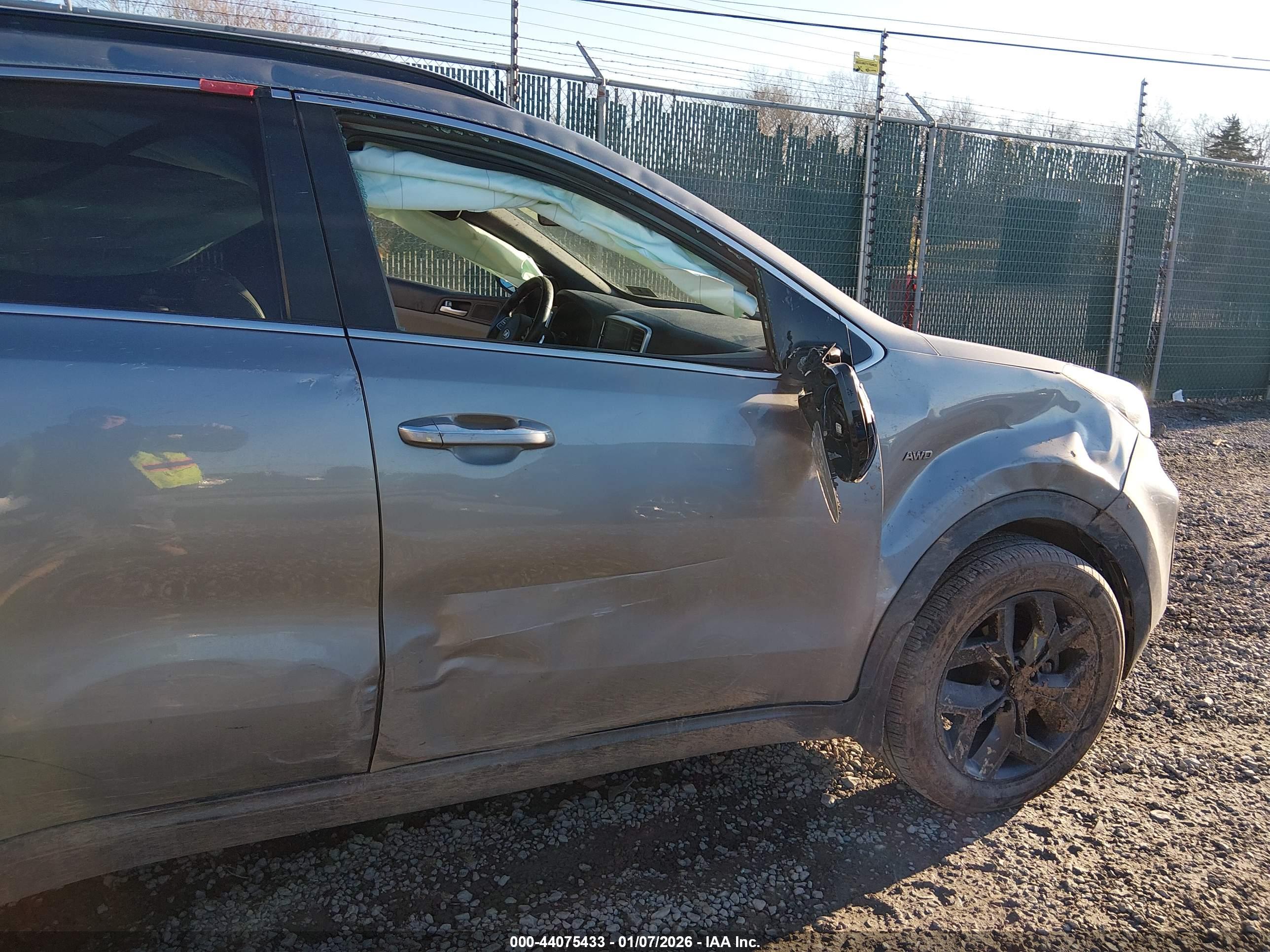 KIA SPORTAGE image 6