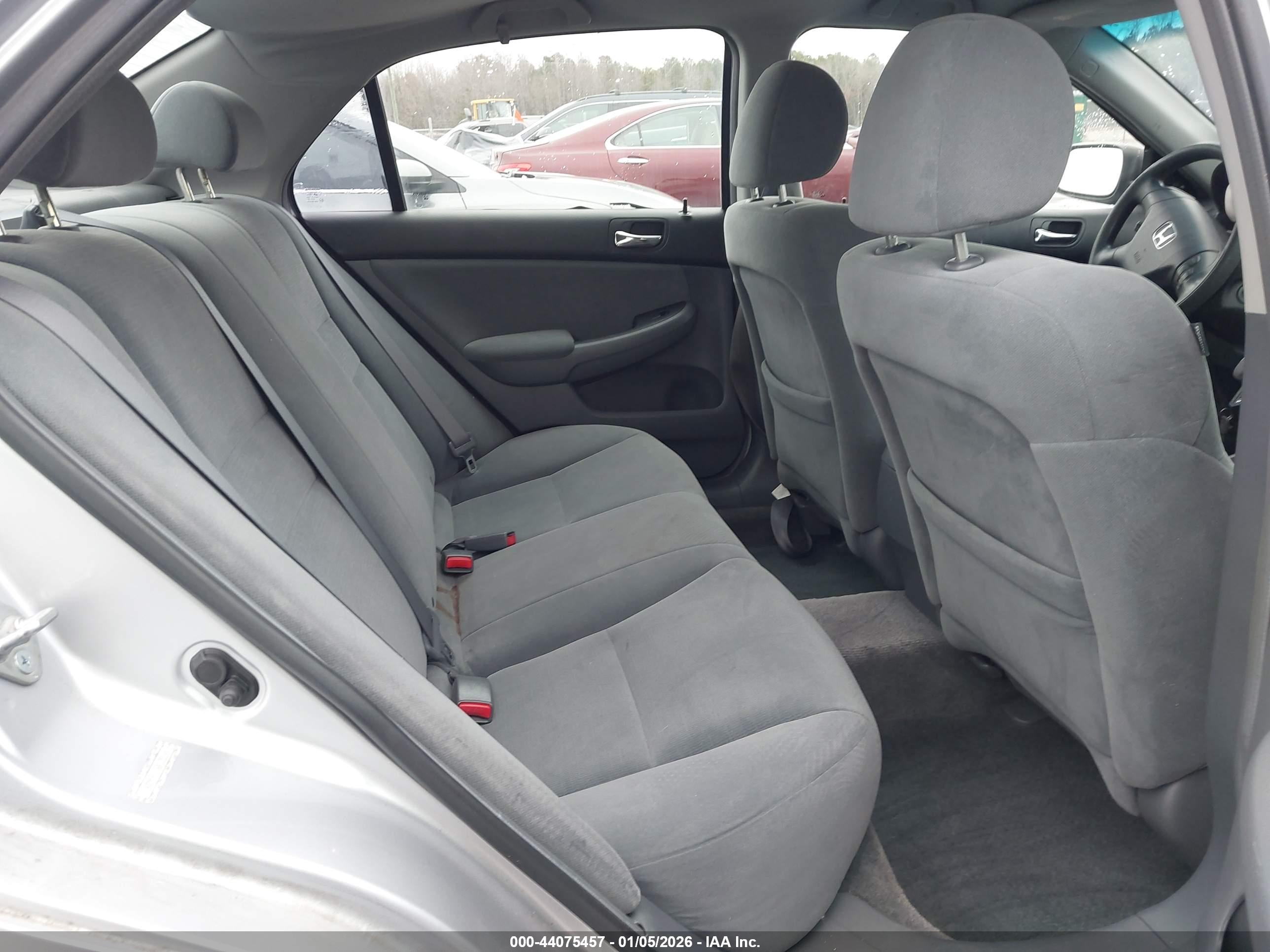 HONDA ACCORD image 8