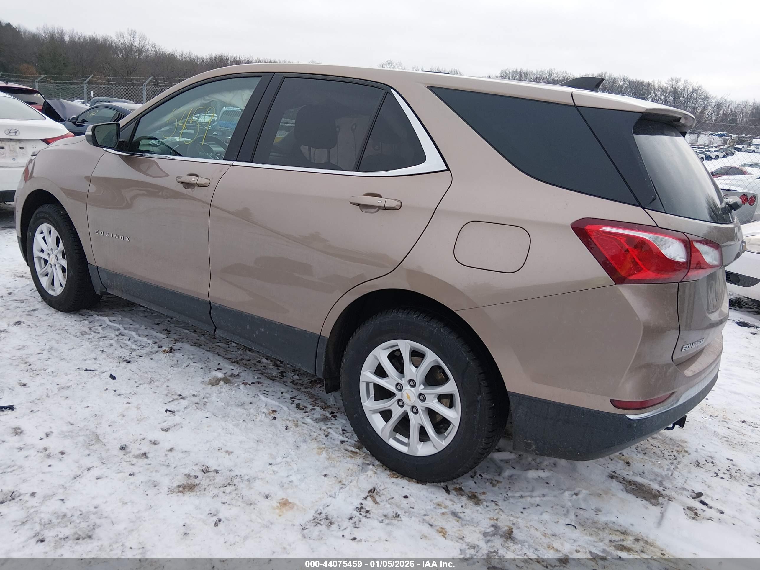 CHEVROLET EQUINOX image 3
