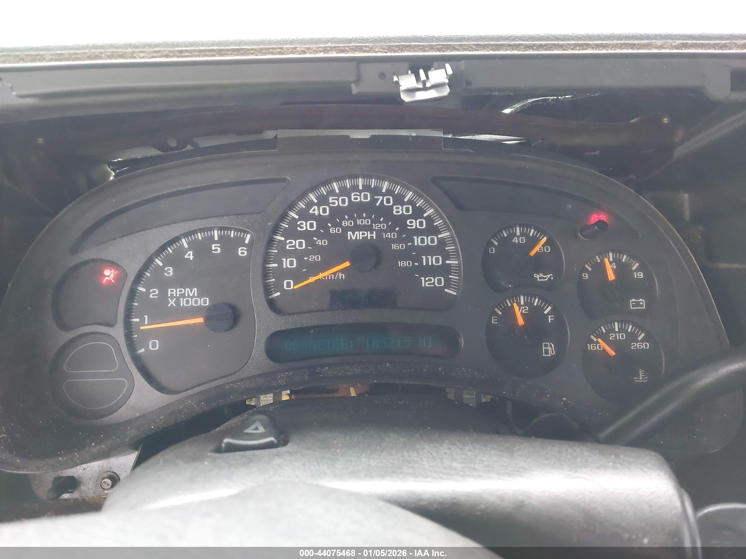 CHEVROLET SILVERADO image 7