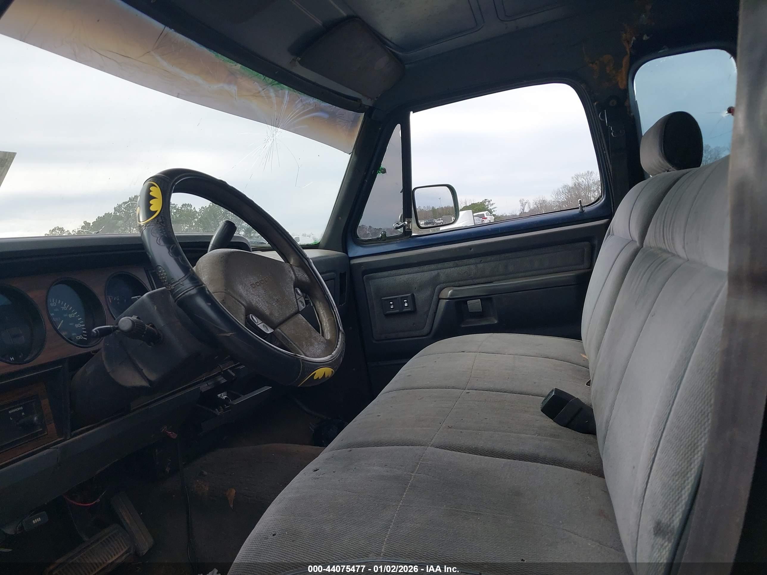 DODGE D-SERIES image 5