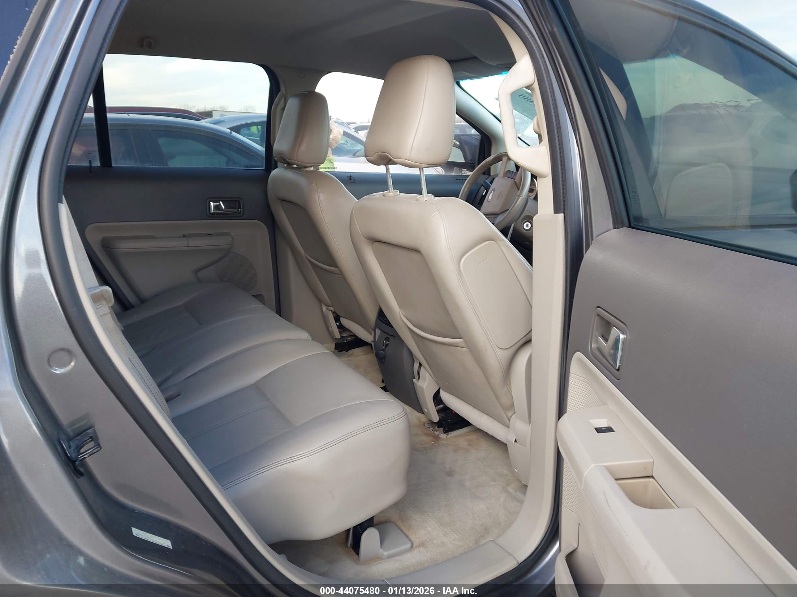 FORD EDGE image 8