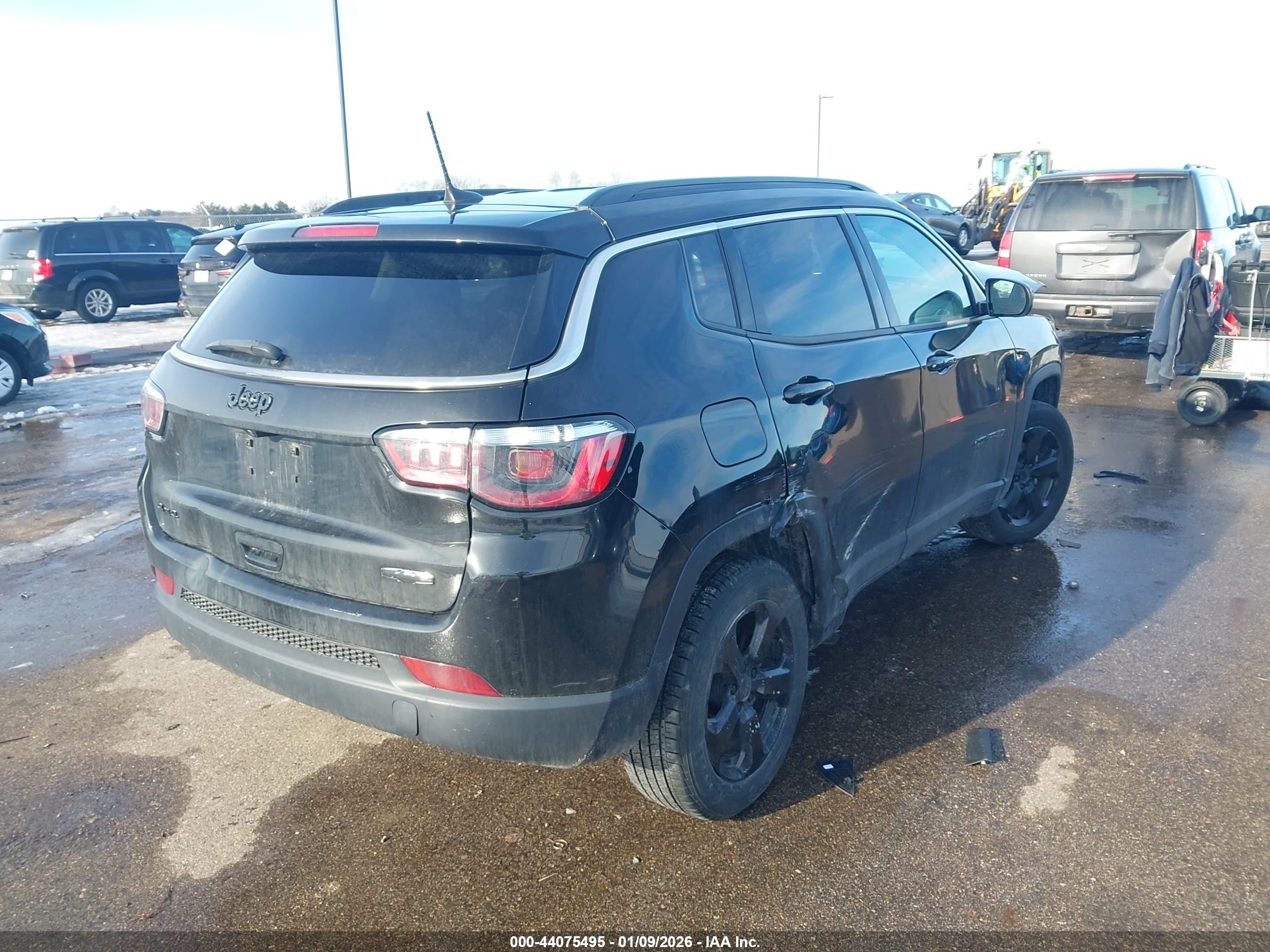 JEEP COMPASS image 4