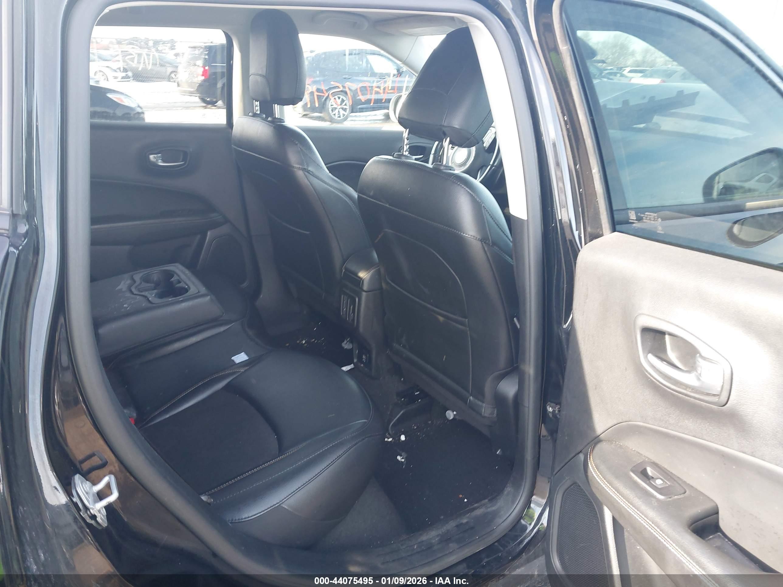 JEEP COMPASS image 8