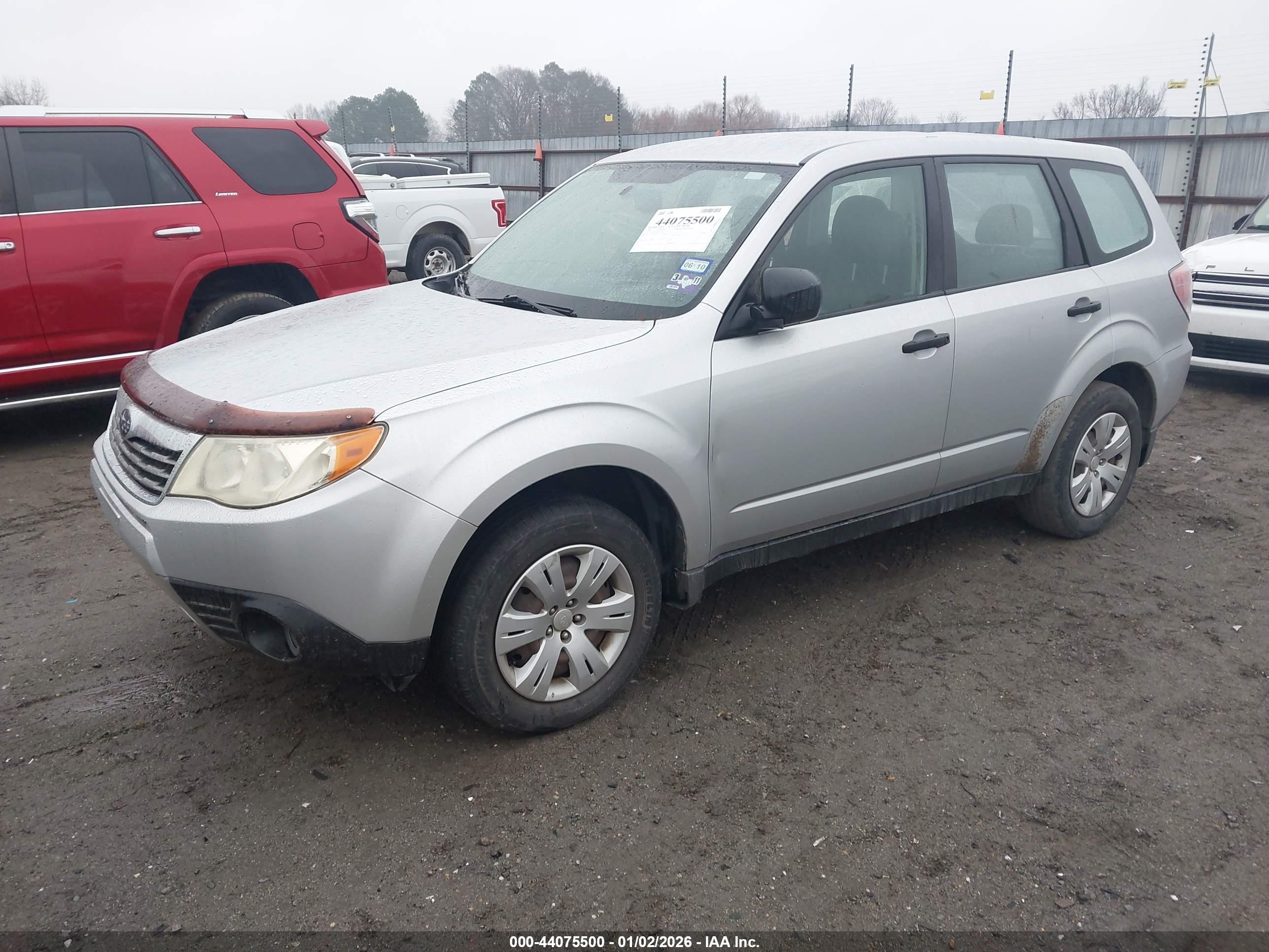 SUBARU FORESTER image 2