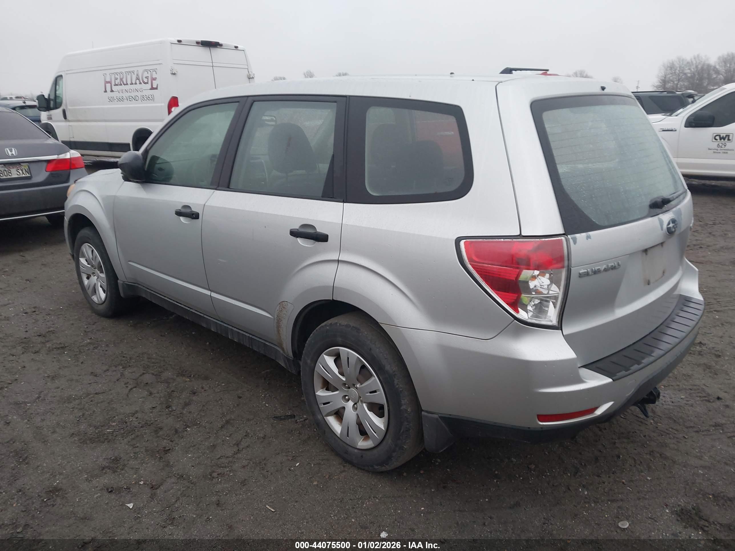 SUBARU FORESTER image 3