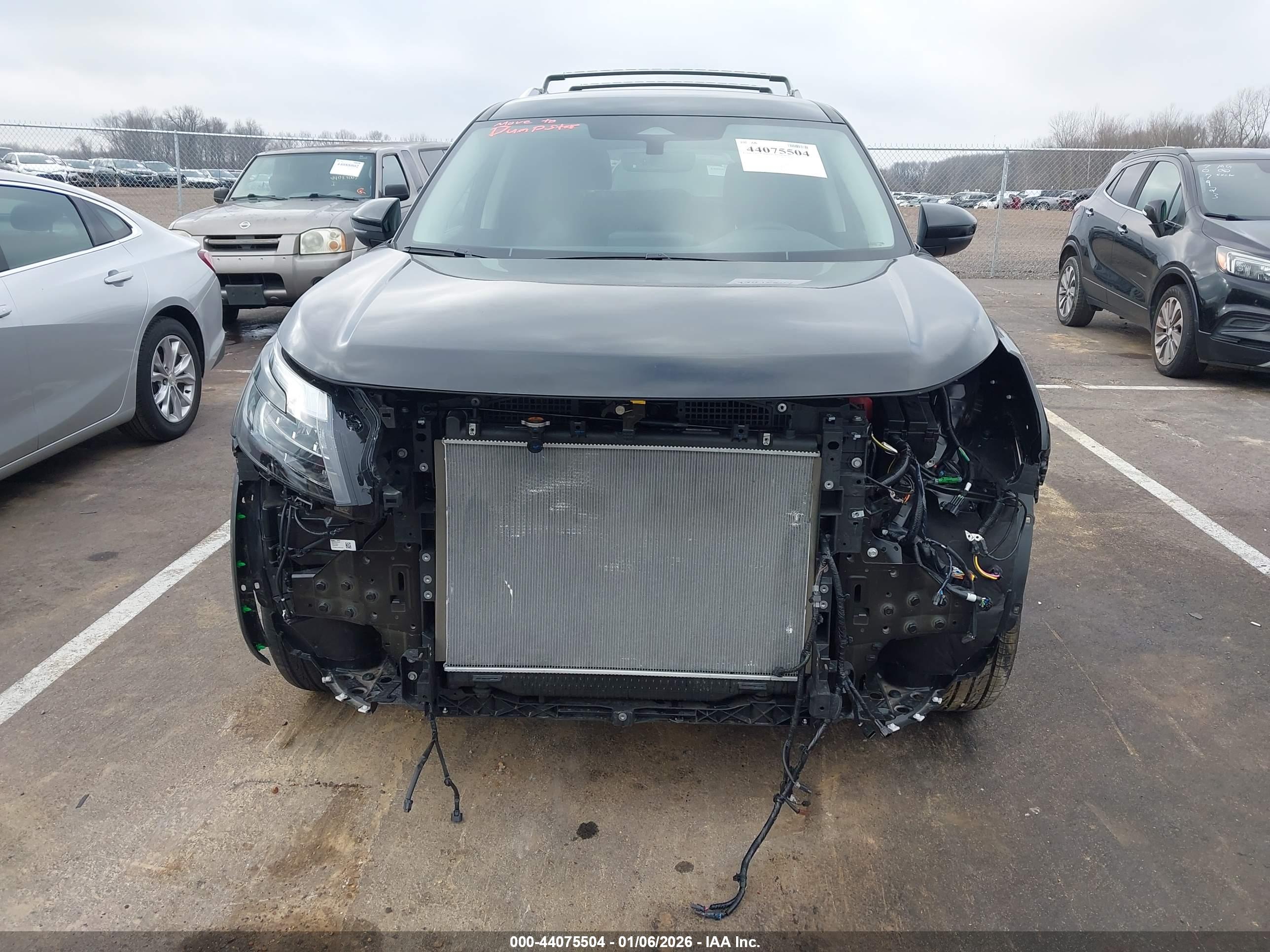 NISSAN PATHFINDER image 6